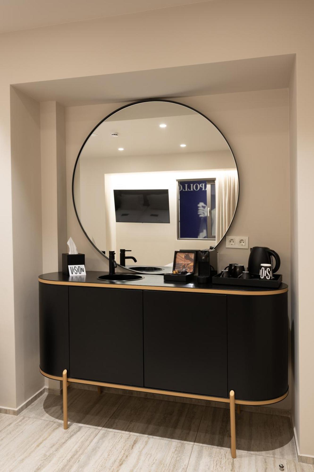 Acropolis Family Room
