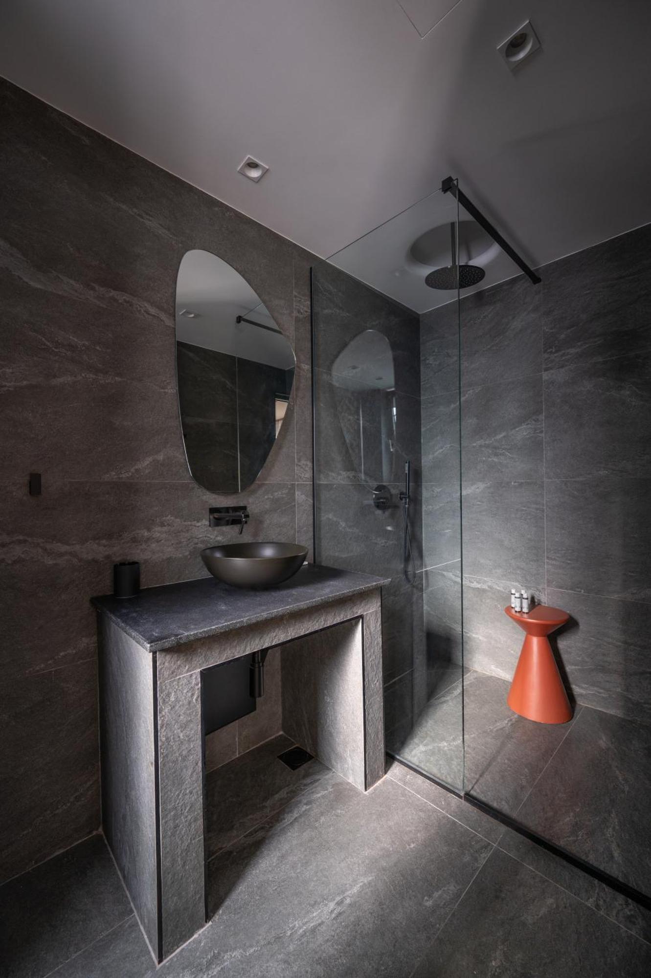 Acropolis One Bedroom King Suite