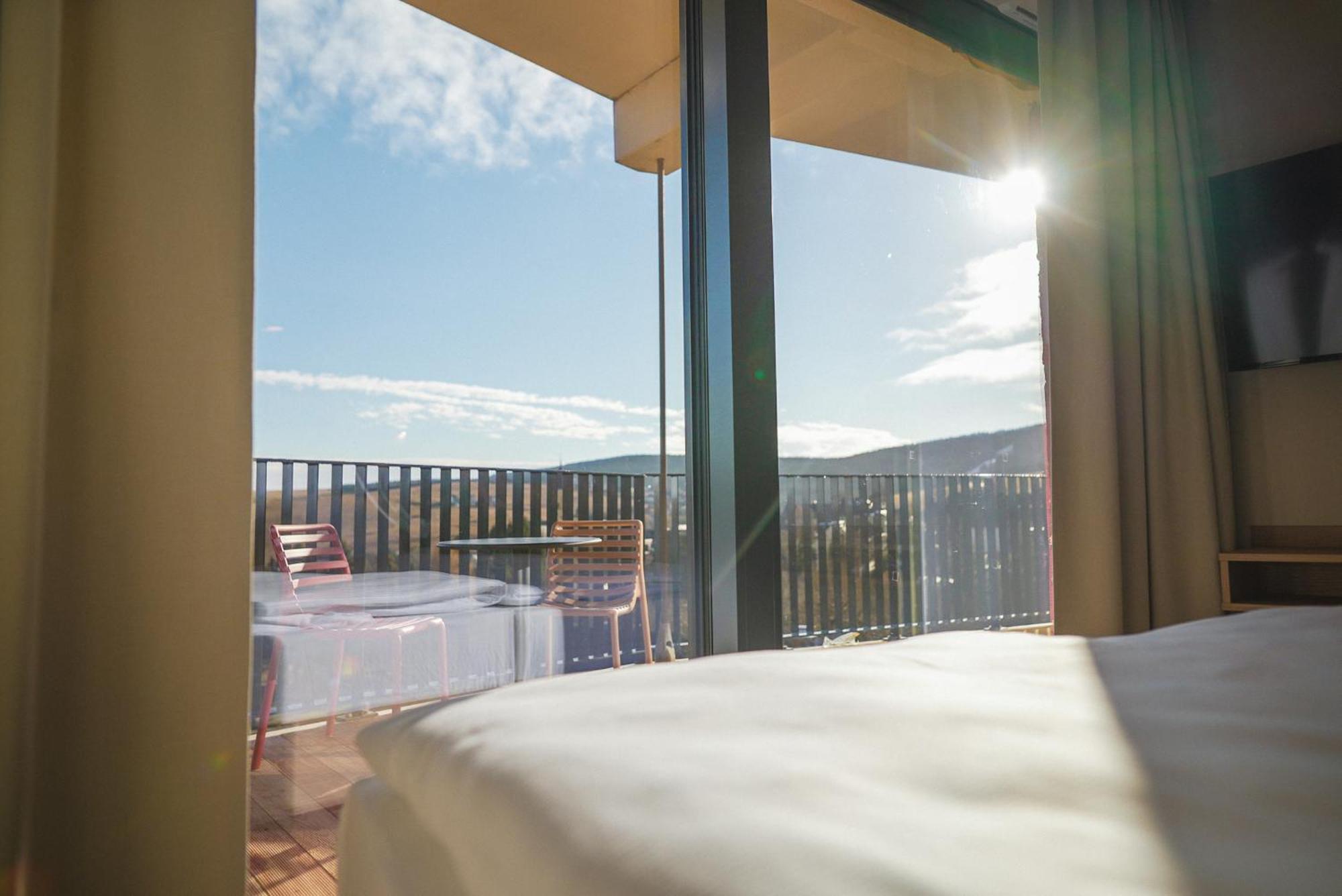 Cozy Apartment Balcony,1636905290:JPEG
