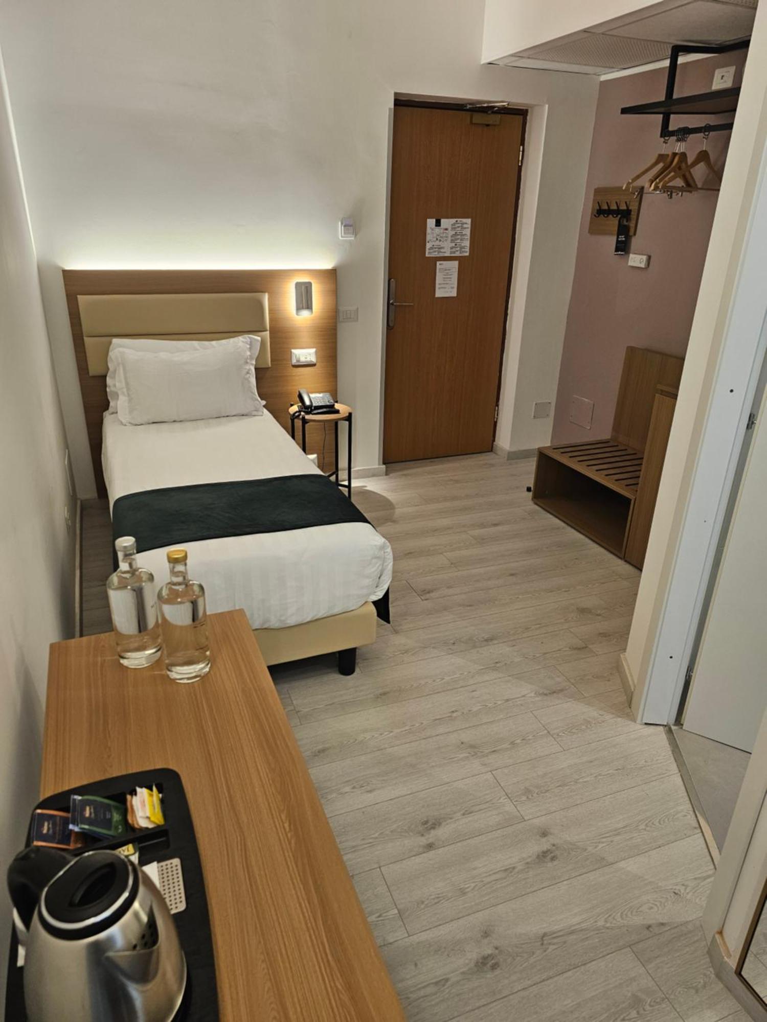 Small Single Room