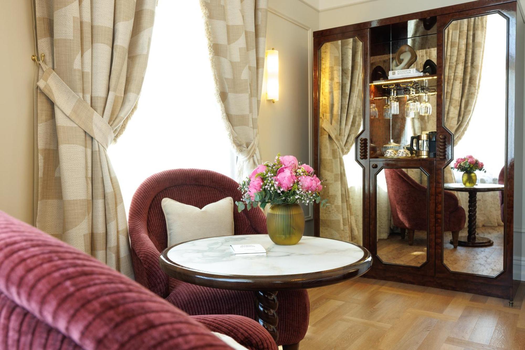 Orchid Suite