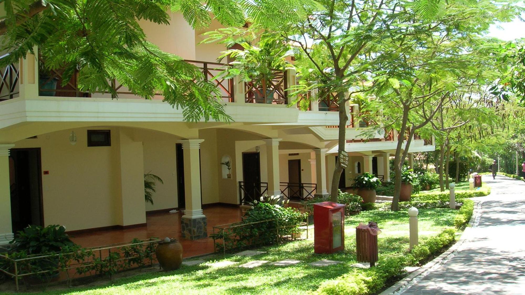 Premium Garden View Twin