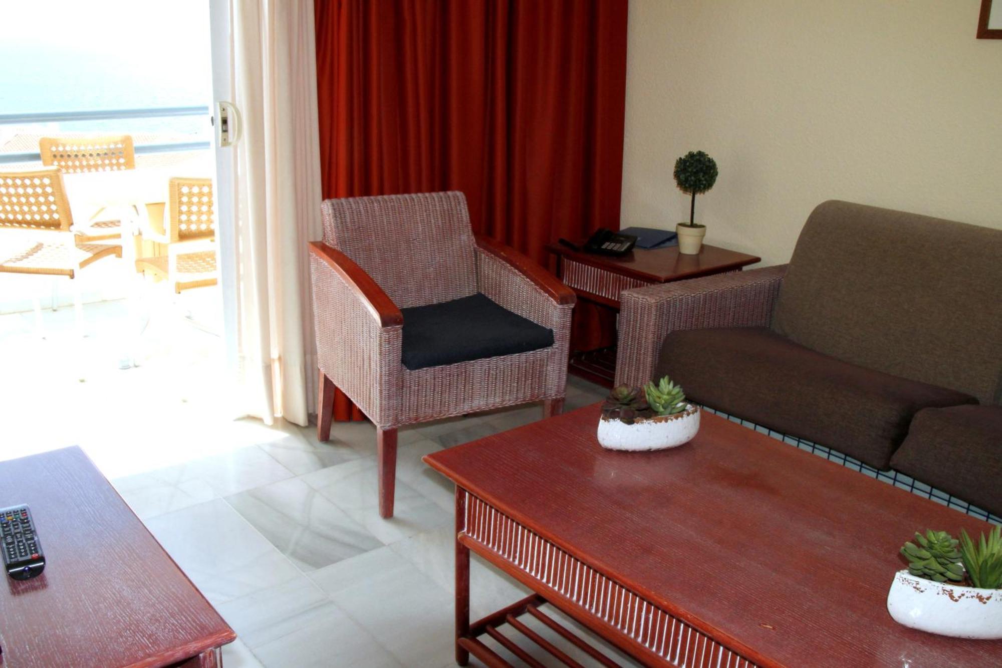 One-Bedroom Apartment,1642330277:JPEG