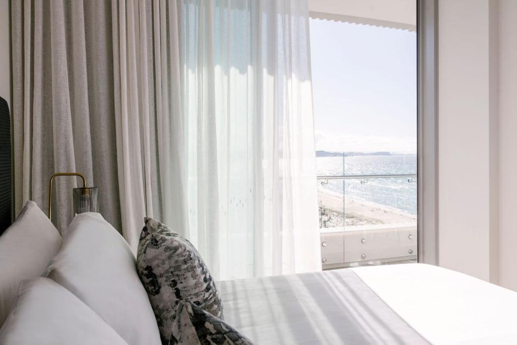 3 Bedroom Deluxe Ocean View
