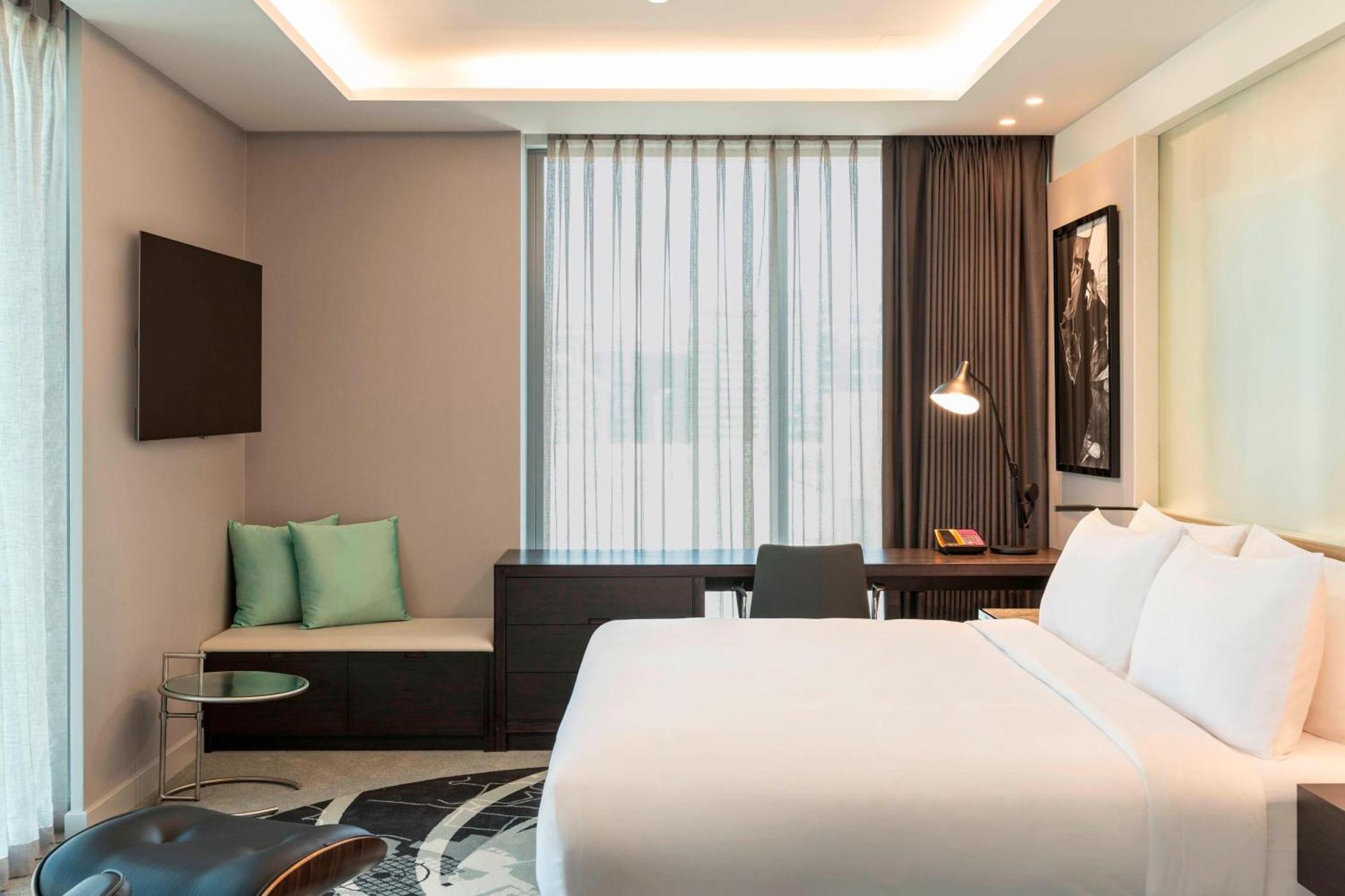 Theme Suite, 1 Bedroom Suite, In Loft: 1 King