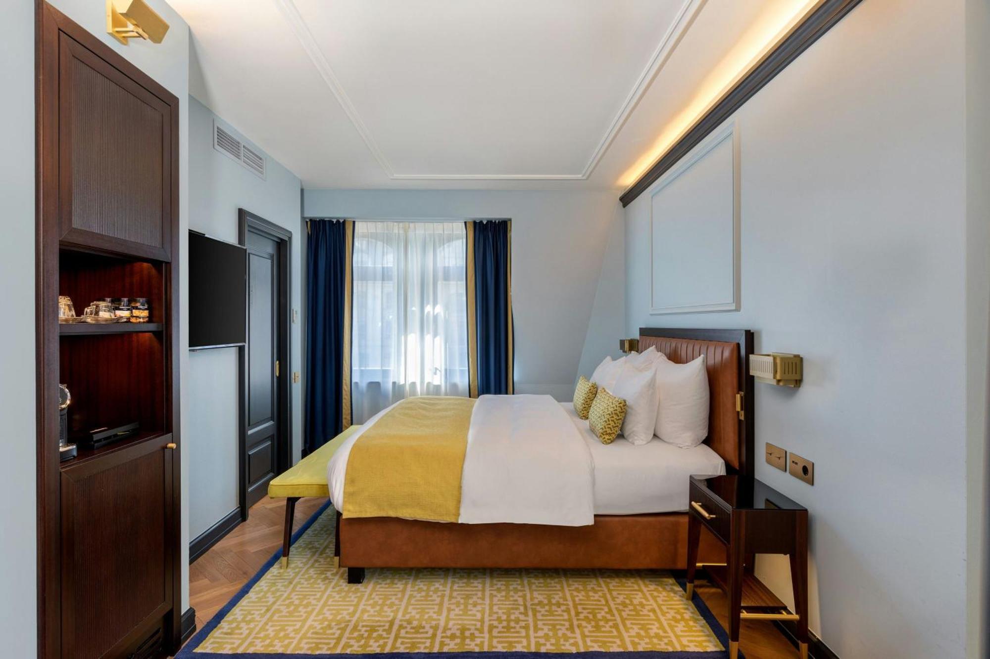 Premium Executive King Room