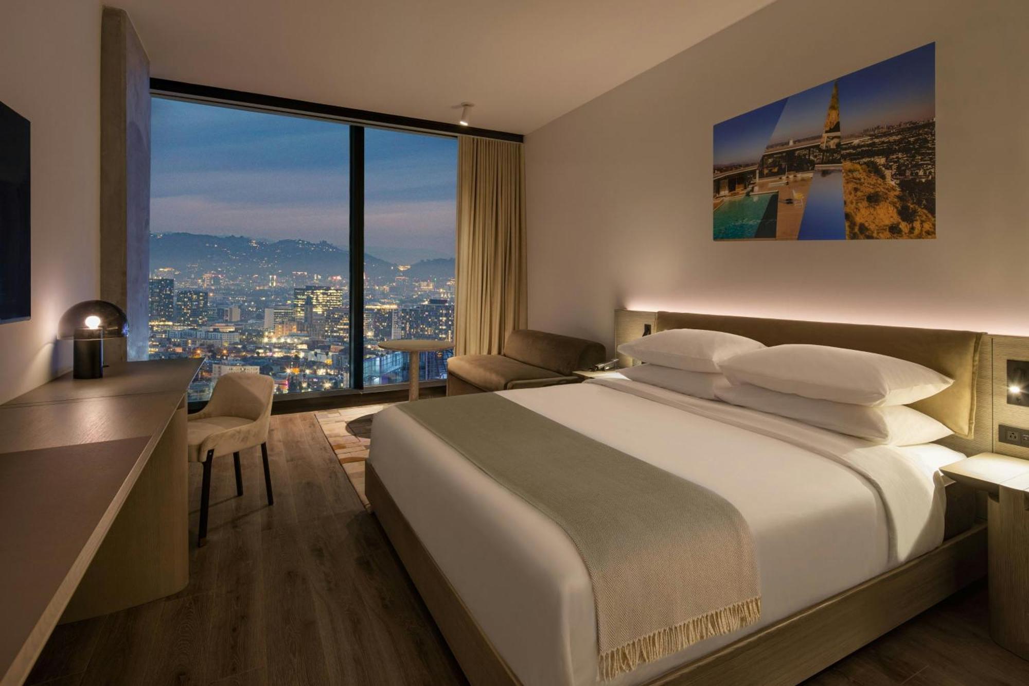 Habitación con vistas a la ciudad - Cama extragrande - Adaptada para personas con discapacidad auditiva