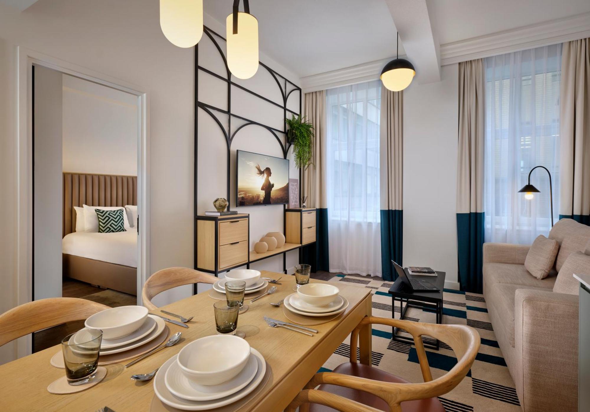 Executive One-Bedroom Apartment,1643752218:JPEG