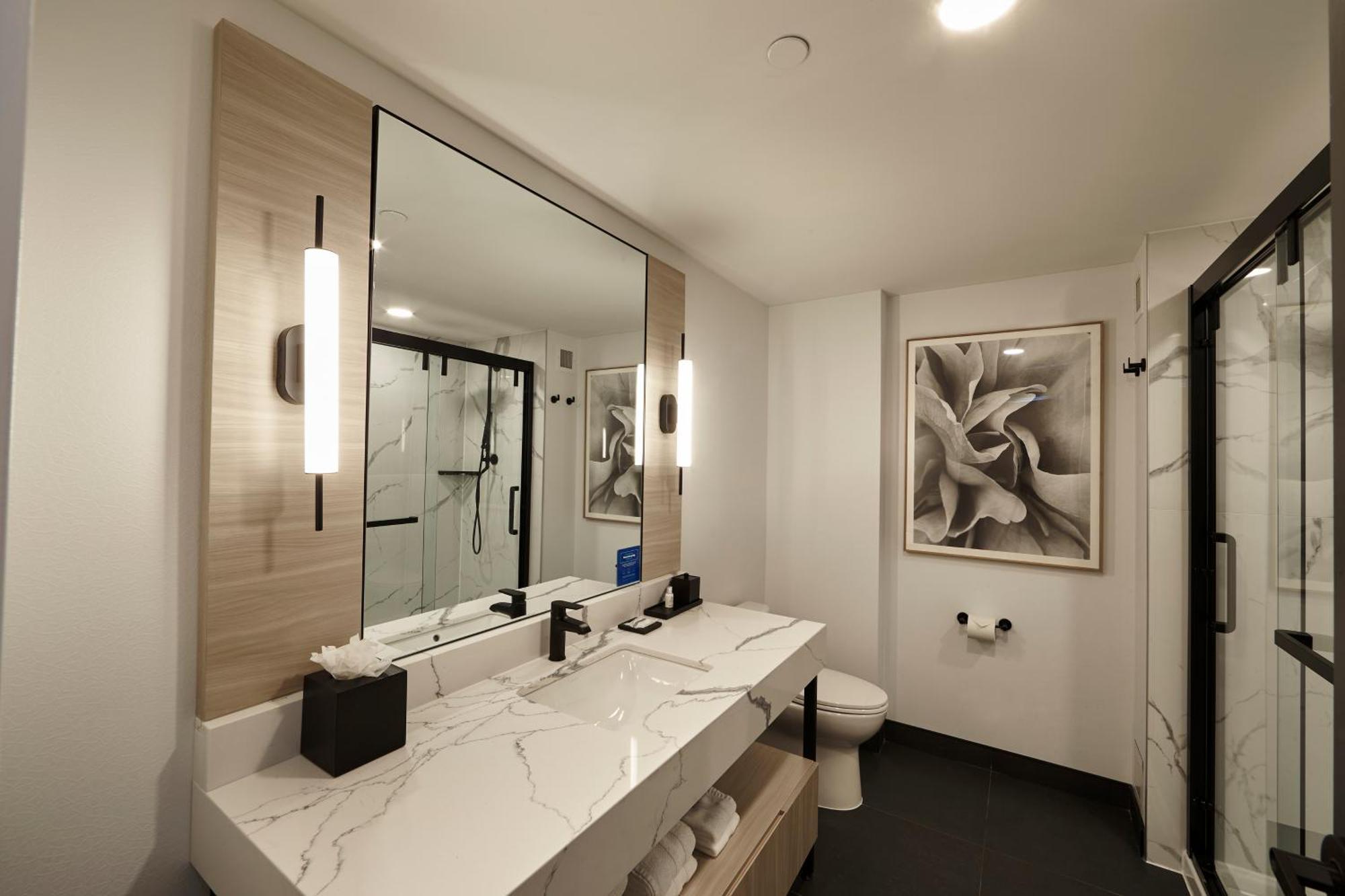 Queen Room with Two Queen Beds and City View