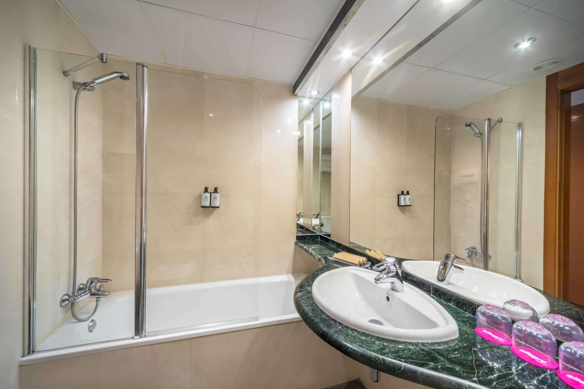 Superior Triple Room,1644401553:JPEG