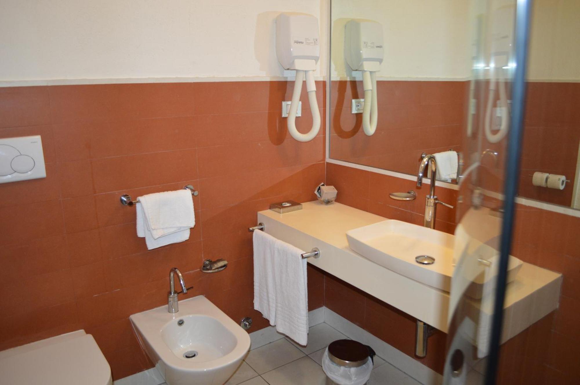 Double or Twin Room Extra Bed,1666026396:JPEG