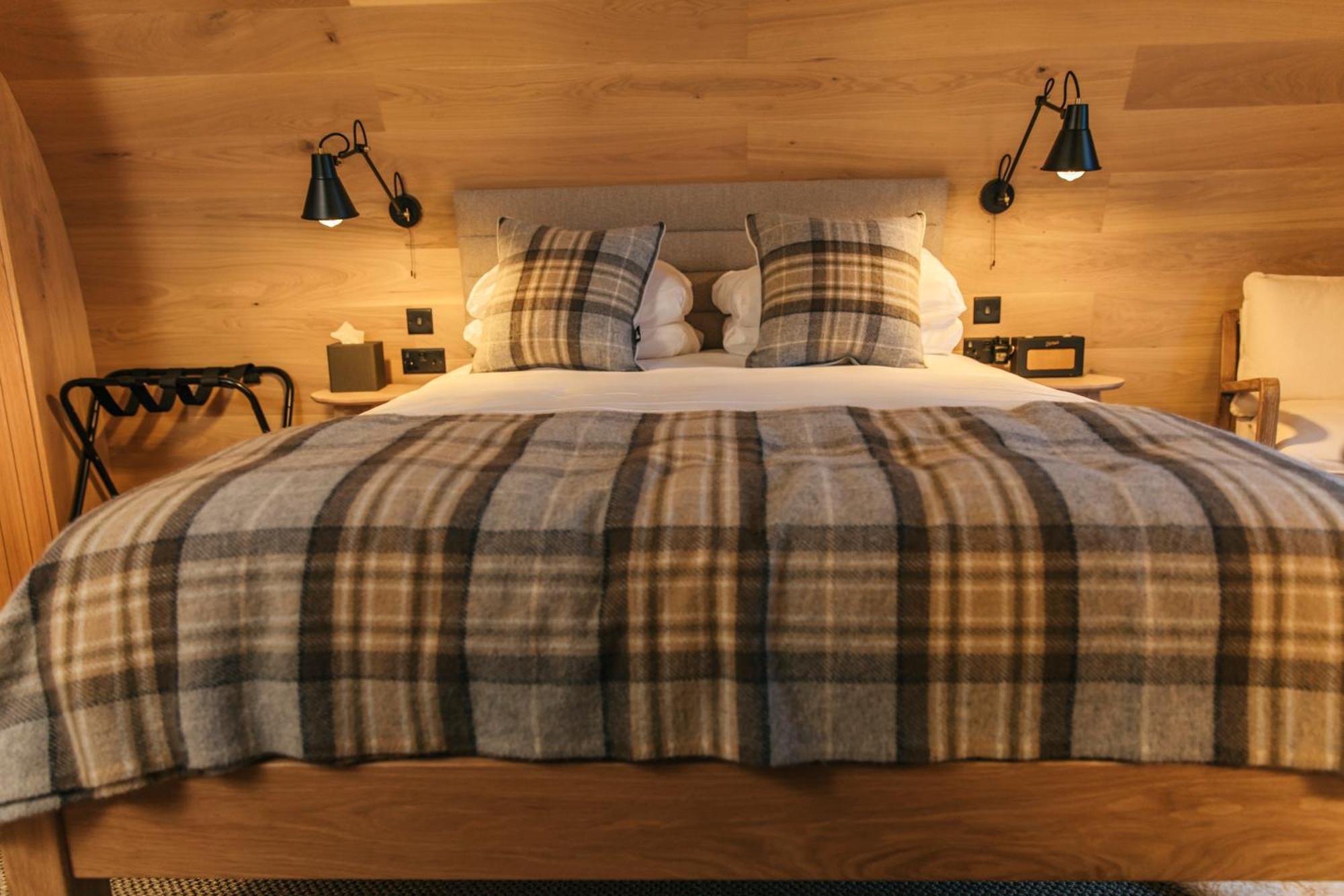 Superior Hide - Storr