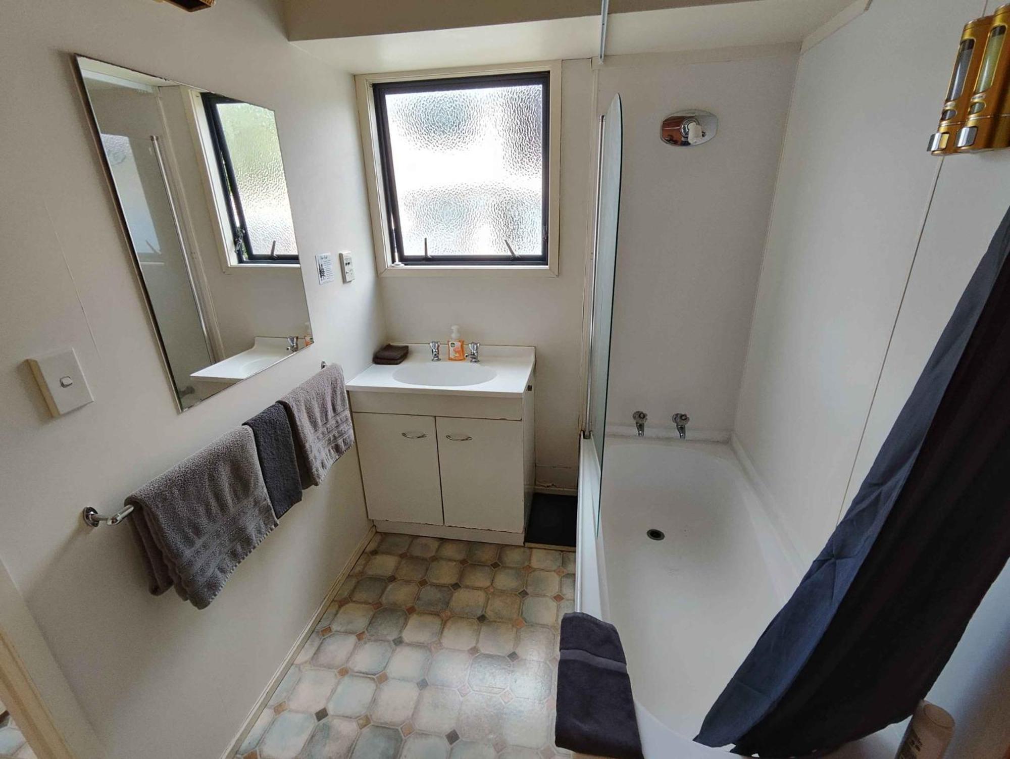 Basic Triple Room