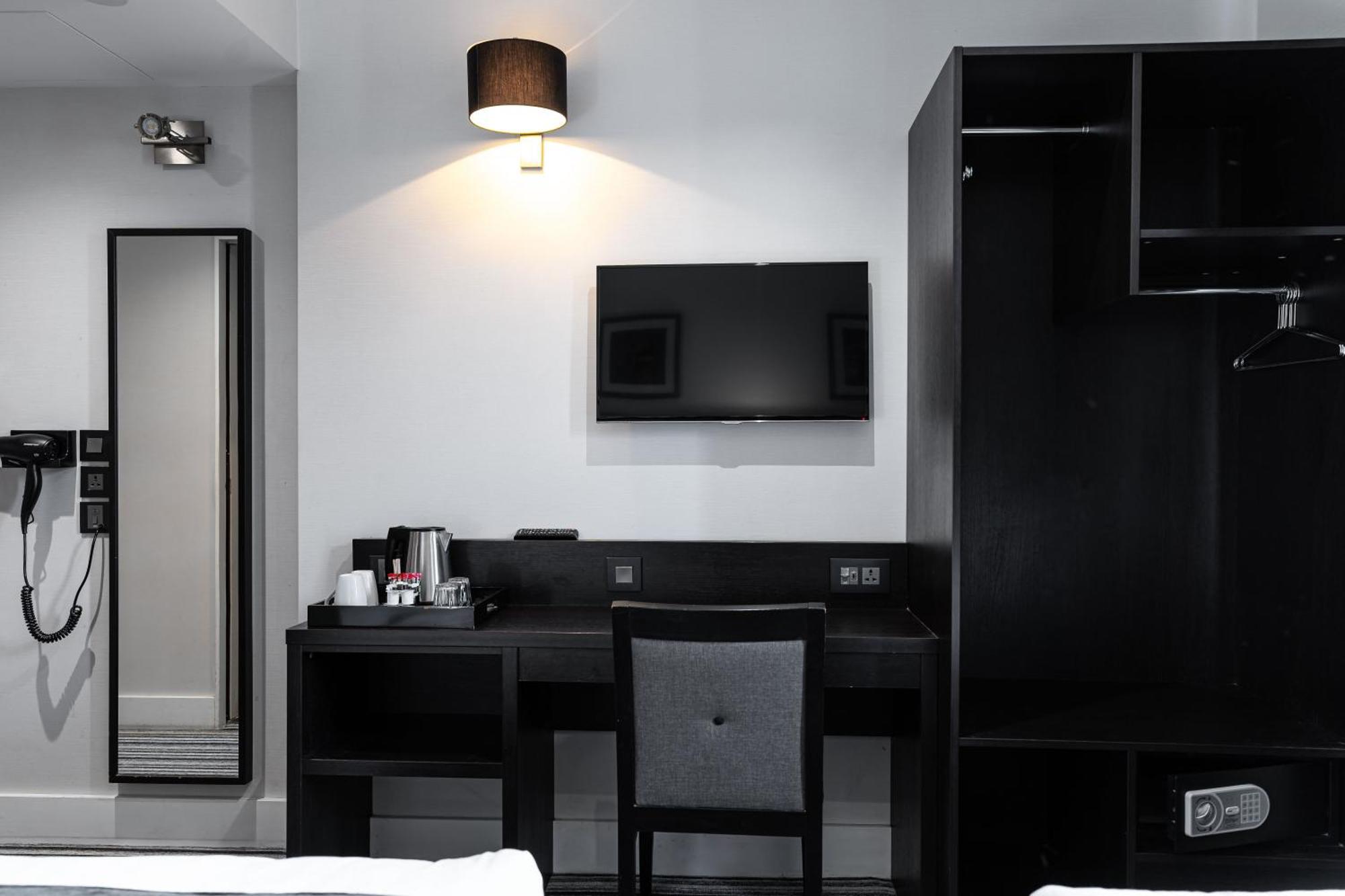 Triple Room Private Bathroom