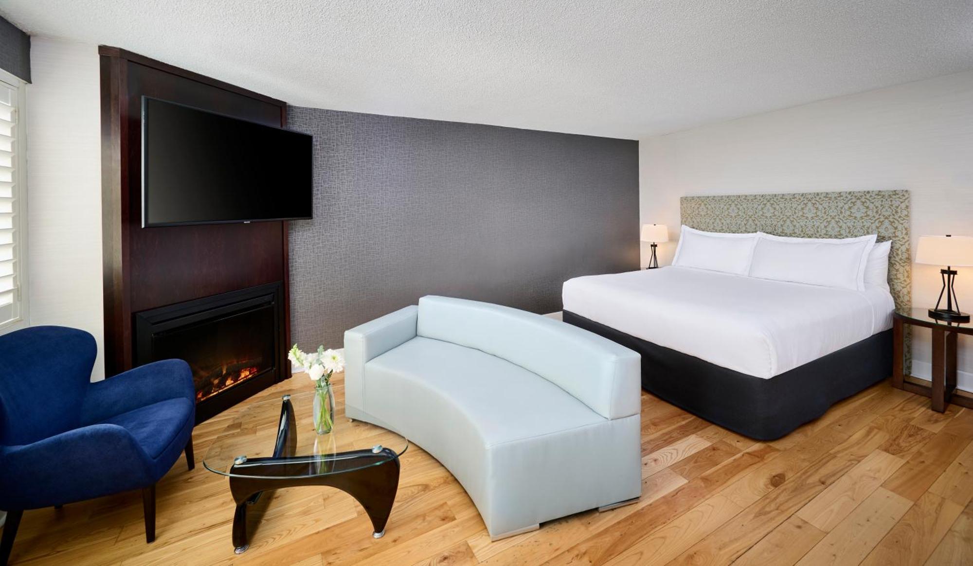 King Room with Lake View - Non smoking