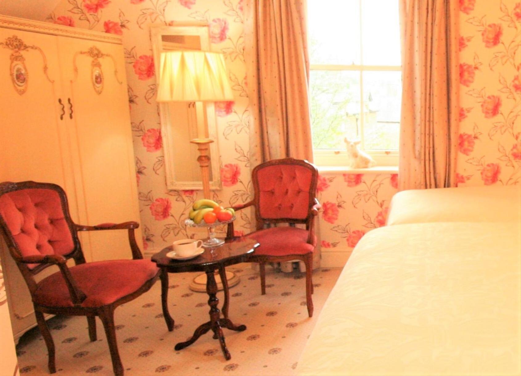 Comfort Triple Room with Shower
