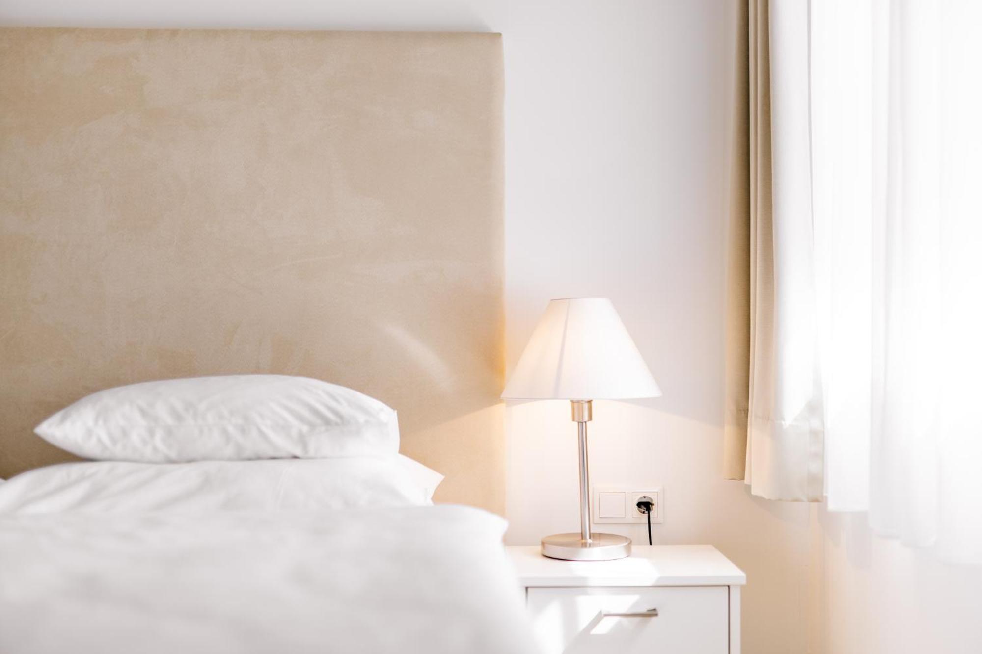 Standard Double Room,1646893807:JPEG