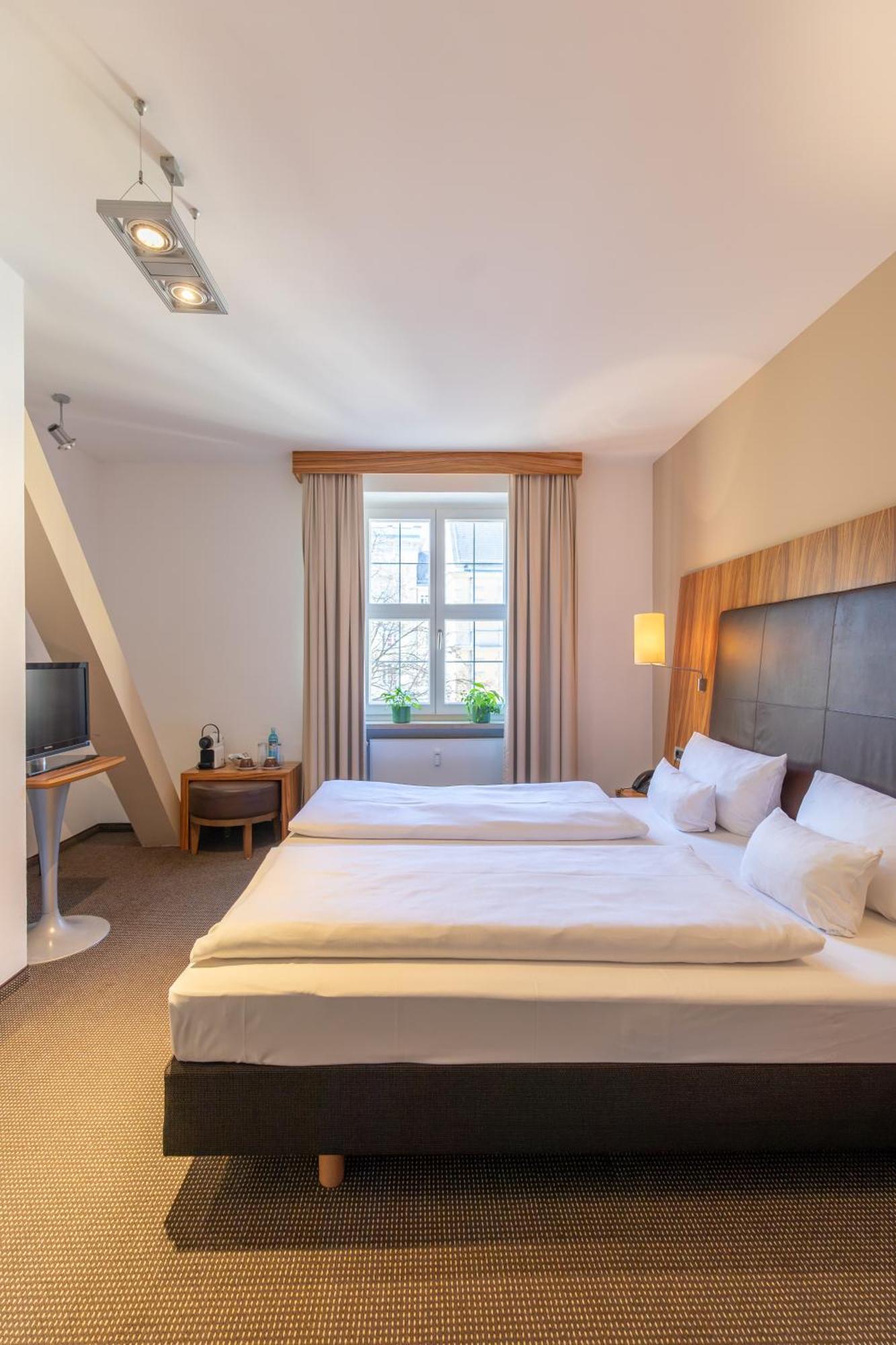 Double or Twin Room,1647717530:JPEG