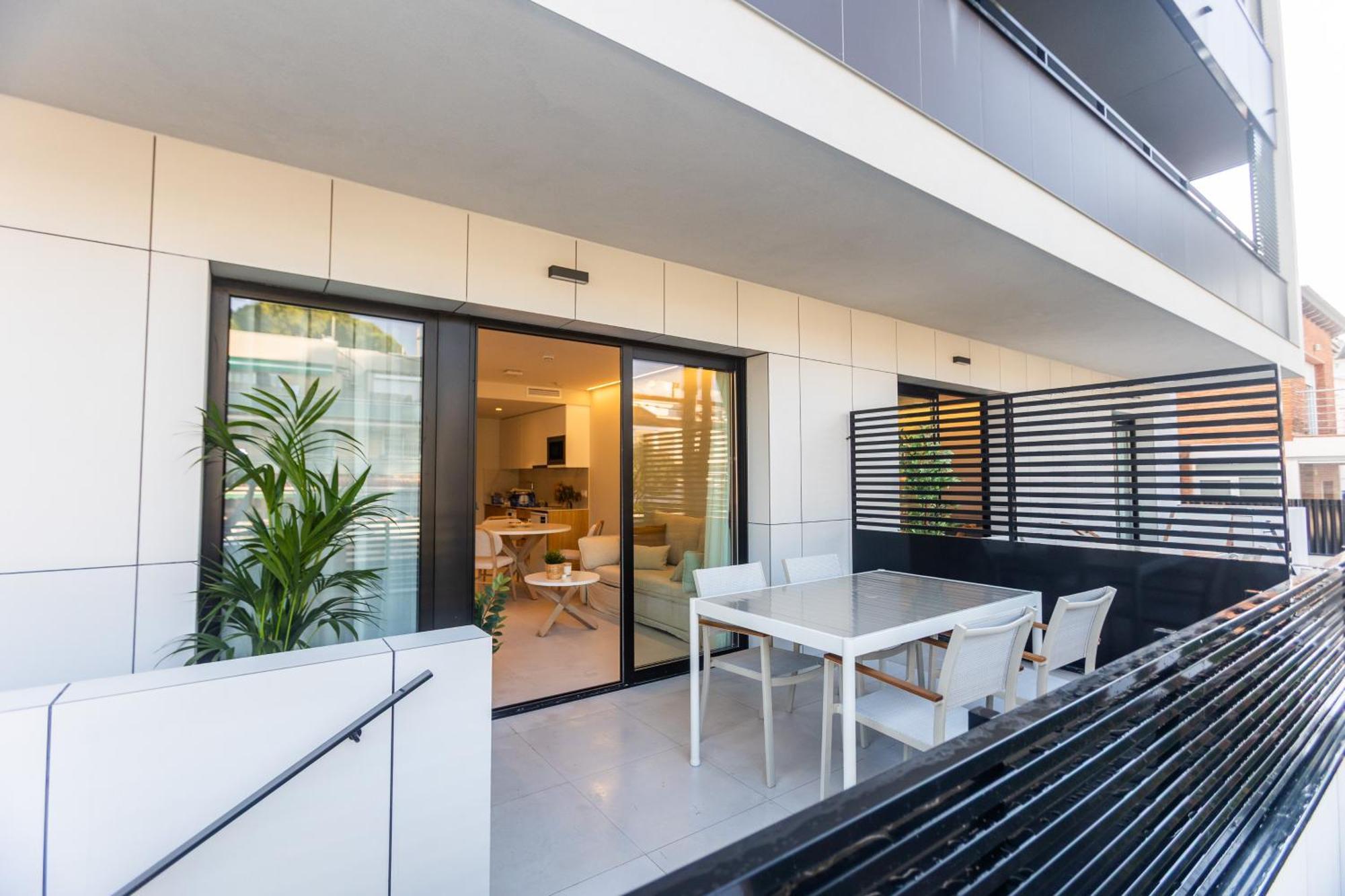 Apartamento de 1 dormitorio con jardín