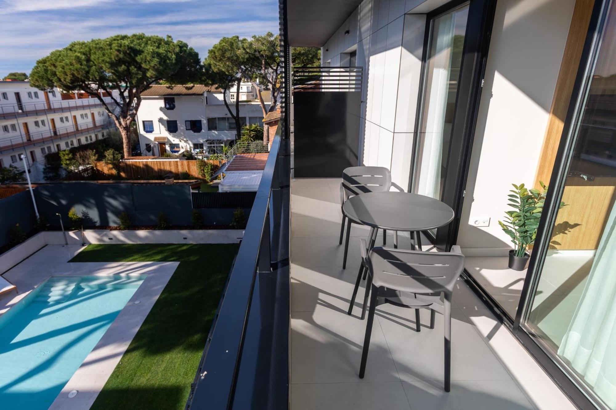 Apartamento con balcón