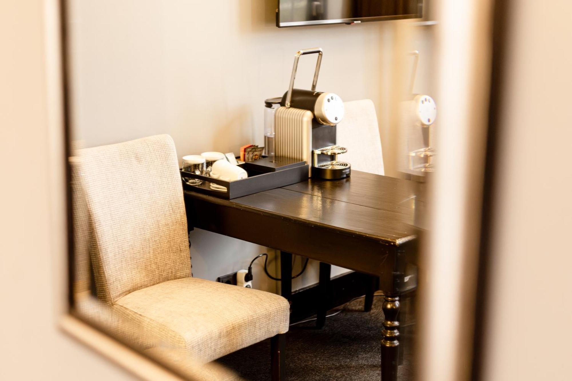 Junior Suite,1649028882:JPEG
