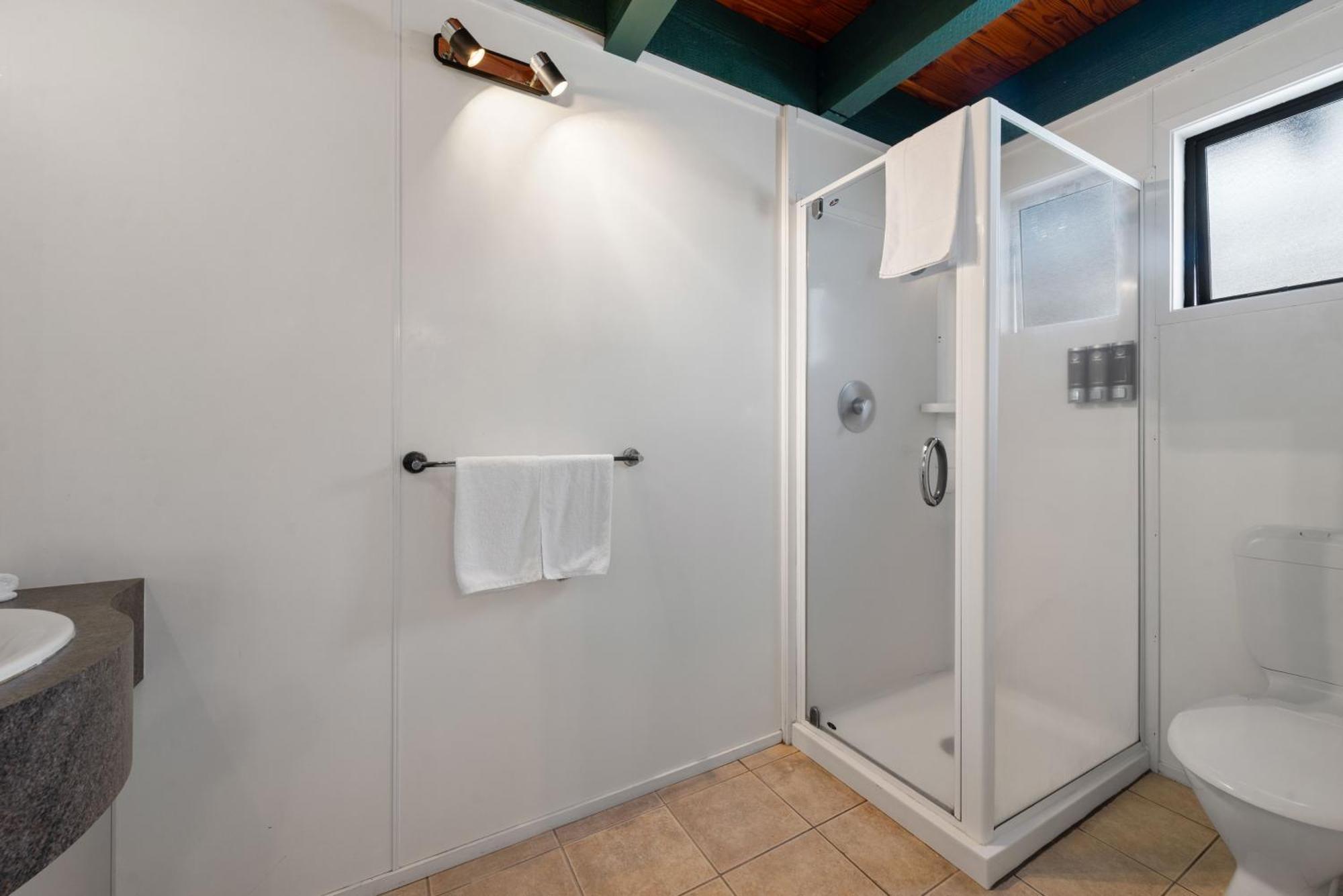Twin Apartment Spa Pool