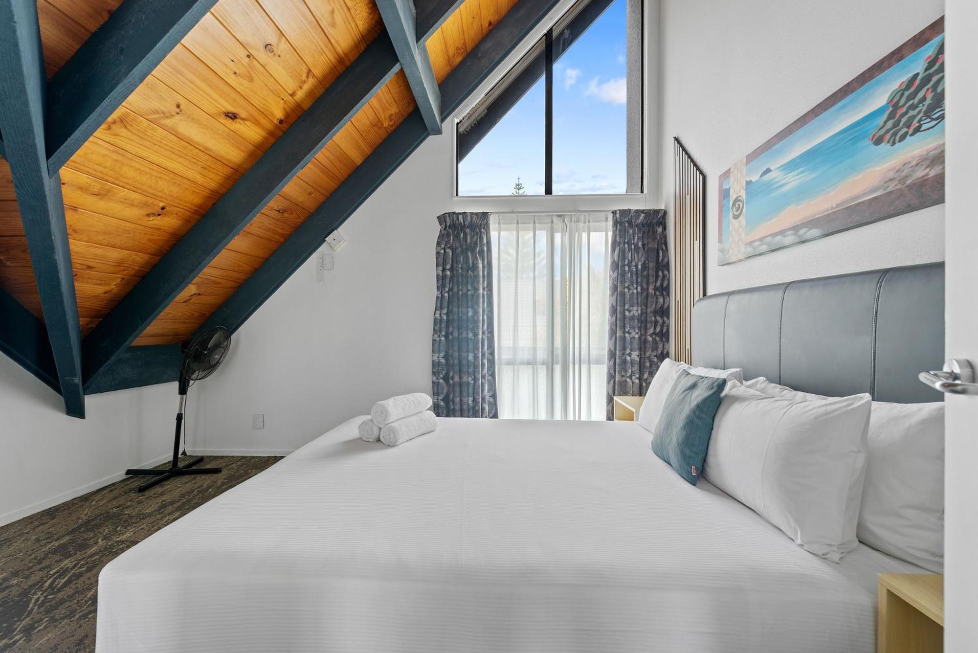 Two Bedroom Apartment with Spa Pool