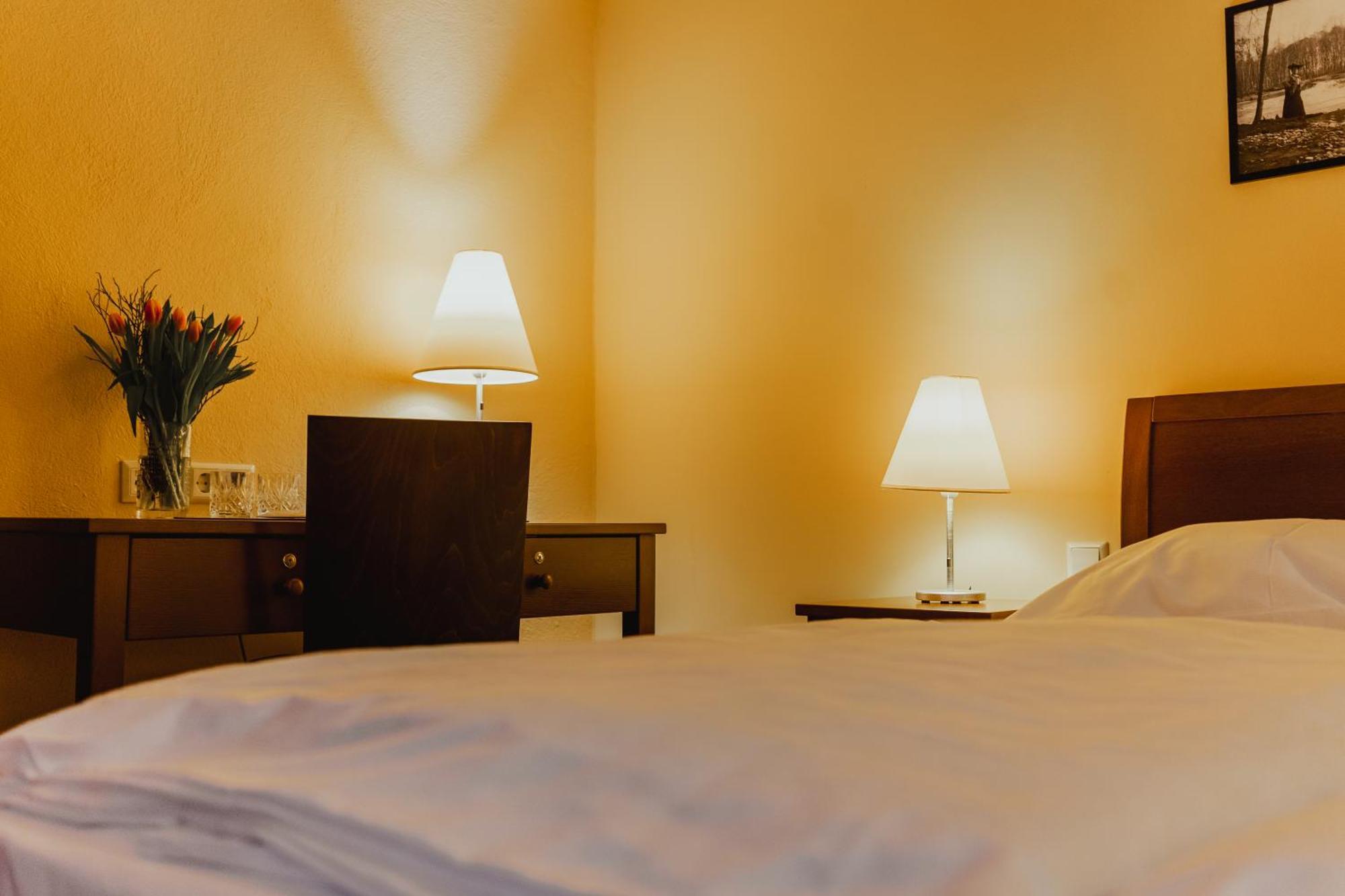 Doppelzimmer mit Balkon