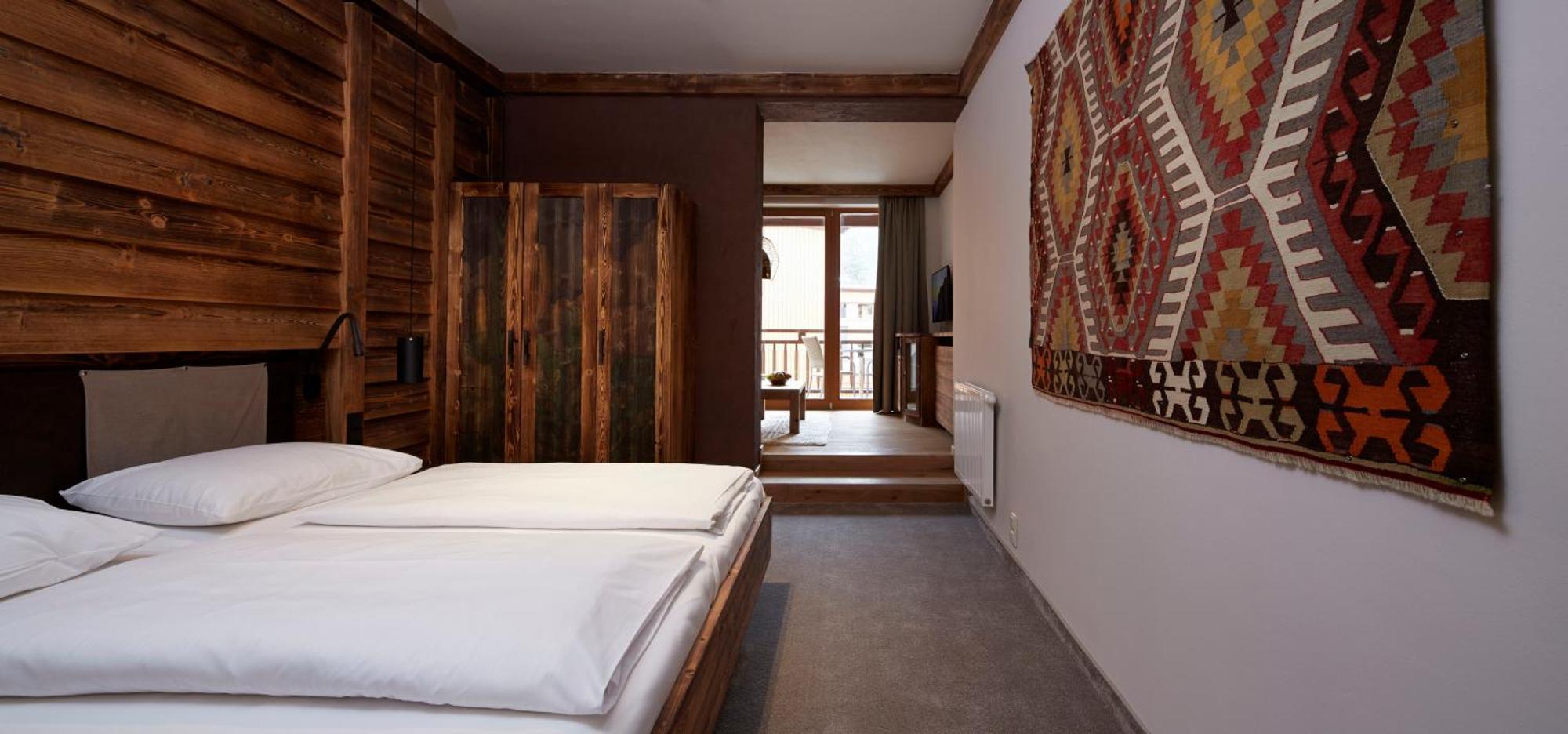 Double Room,1649972163:JPEG