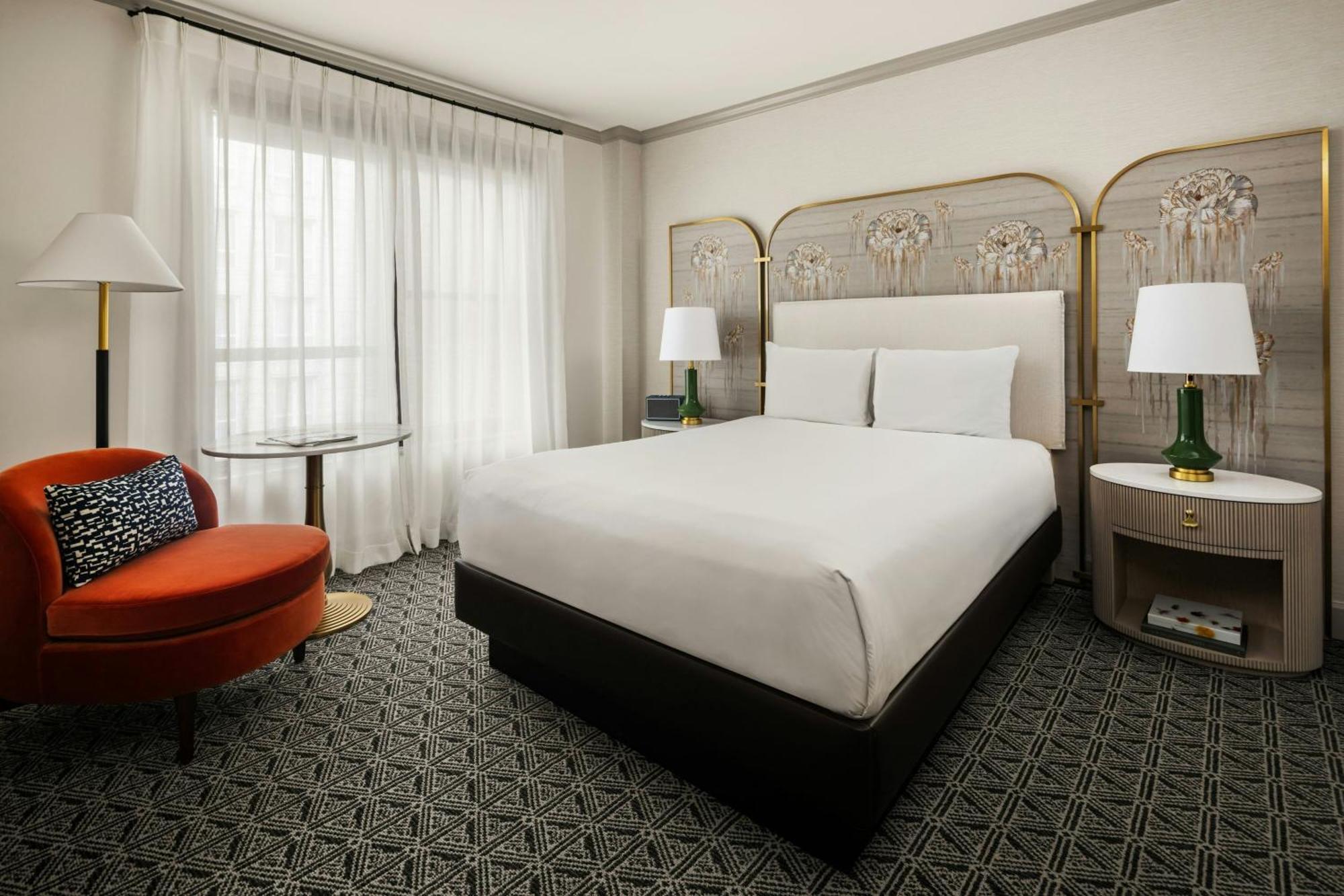 Standard Queen Room
