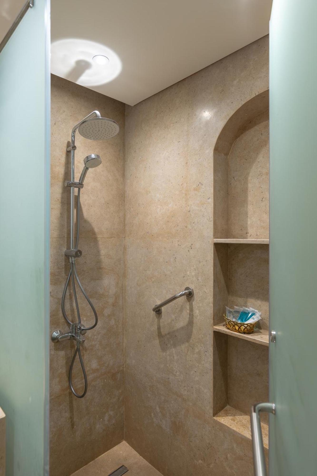 Superior Plus Room