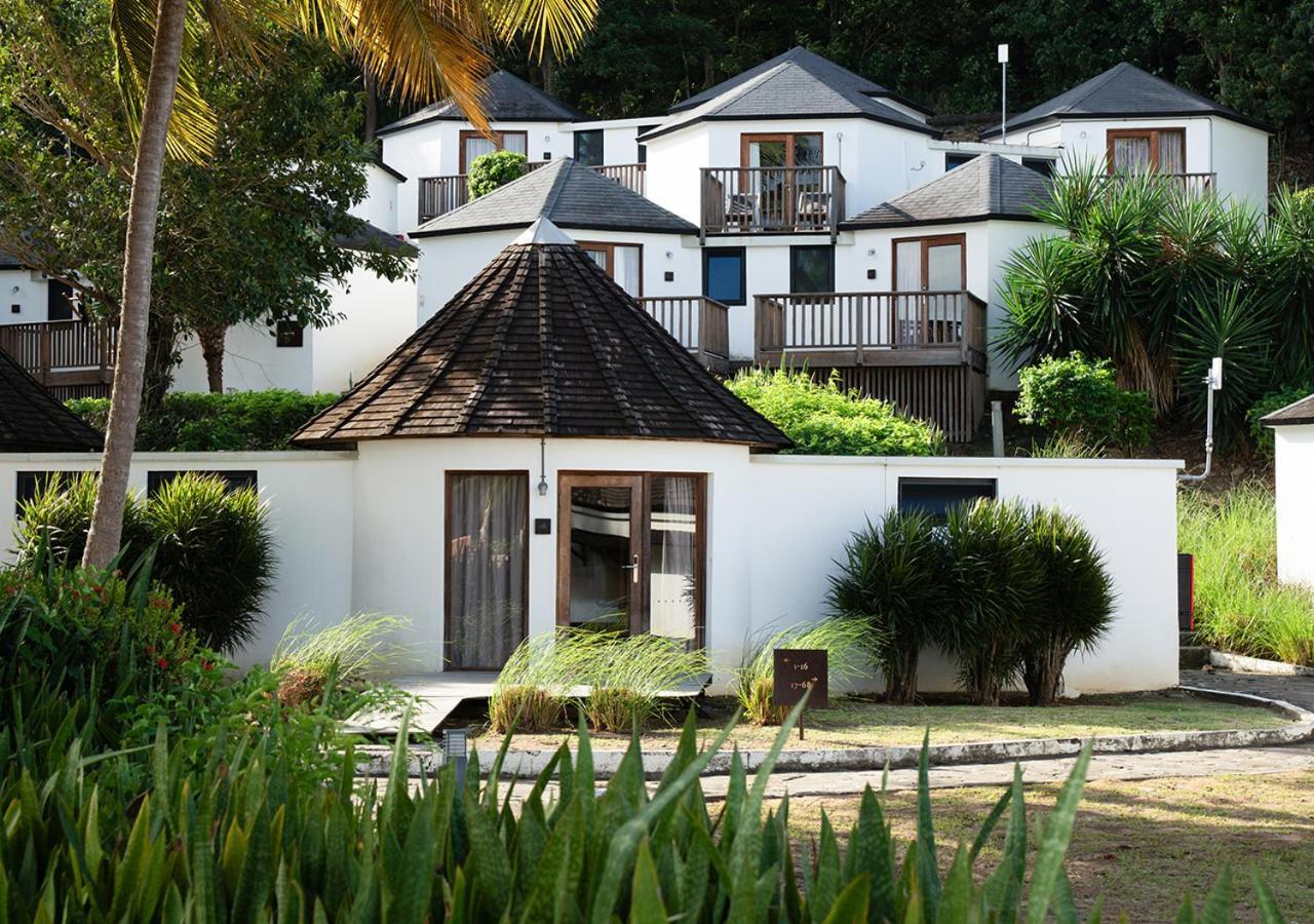 Bungalow with Garden View