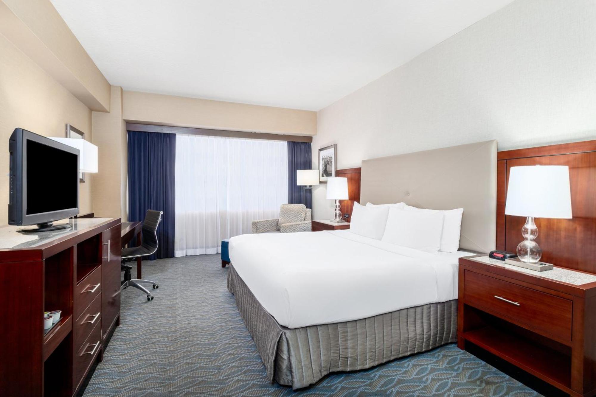 Standard King Room