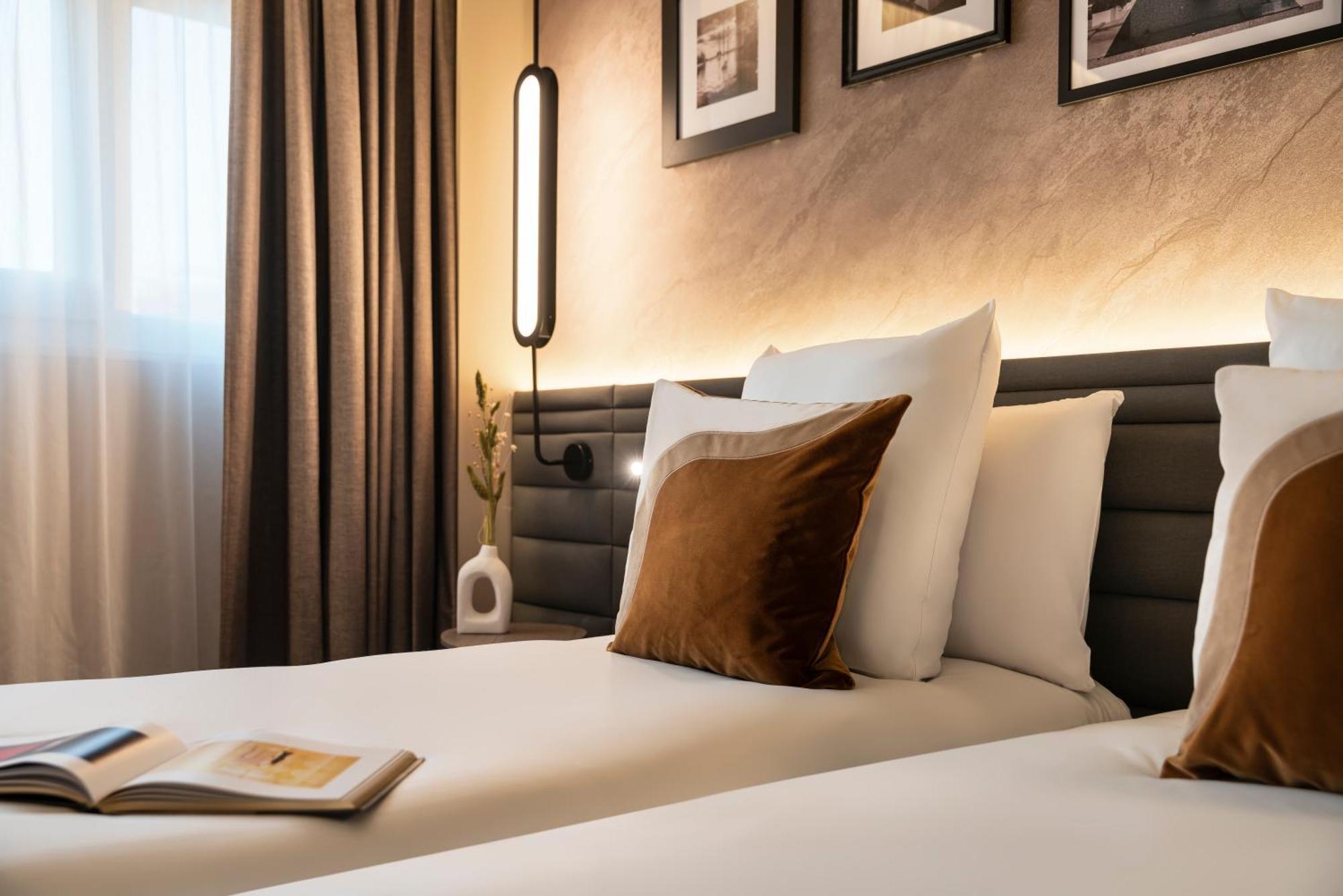 Superior Twin Room,1654553049:JPEG