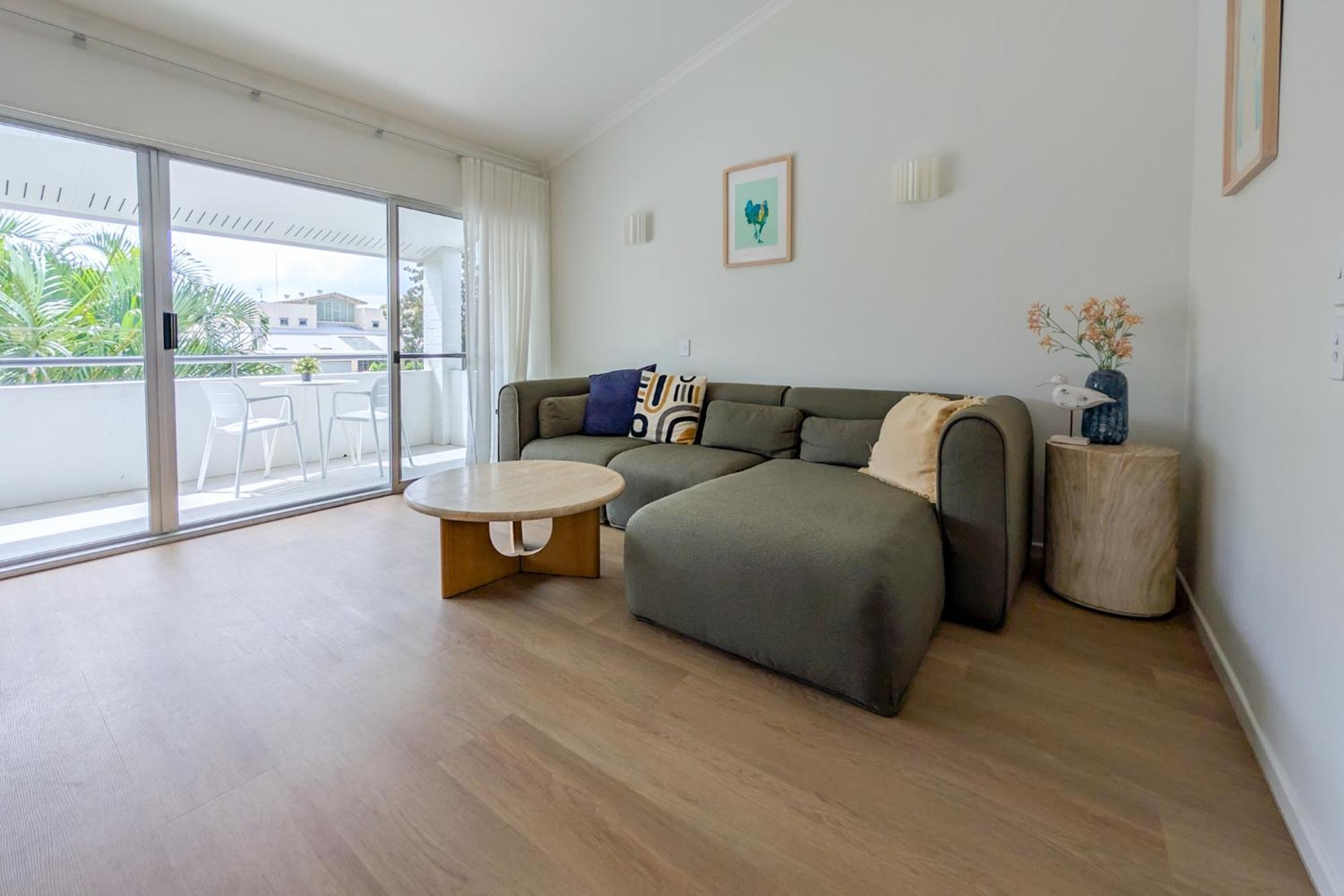Deluxe Apartment