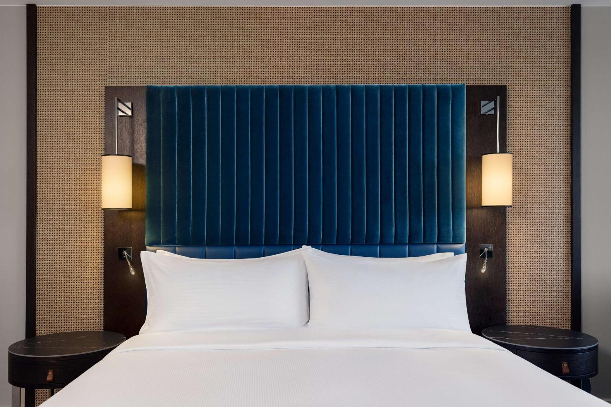 Waterfront King Room with Sofa Bed