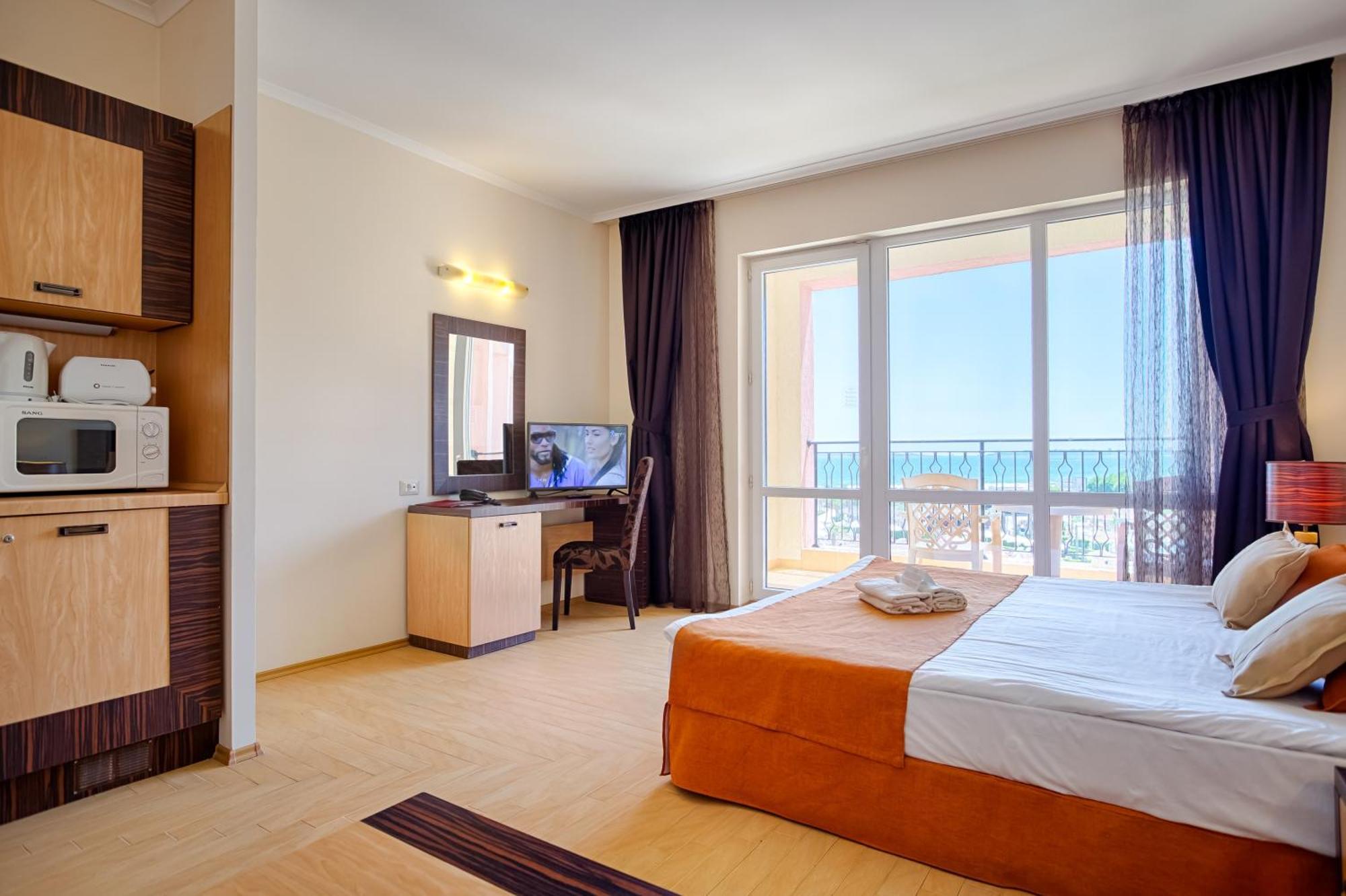 Studio Sea View