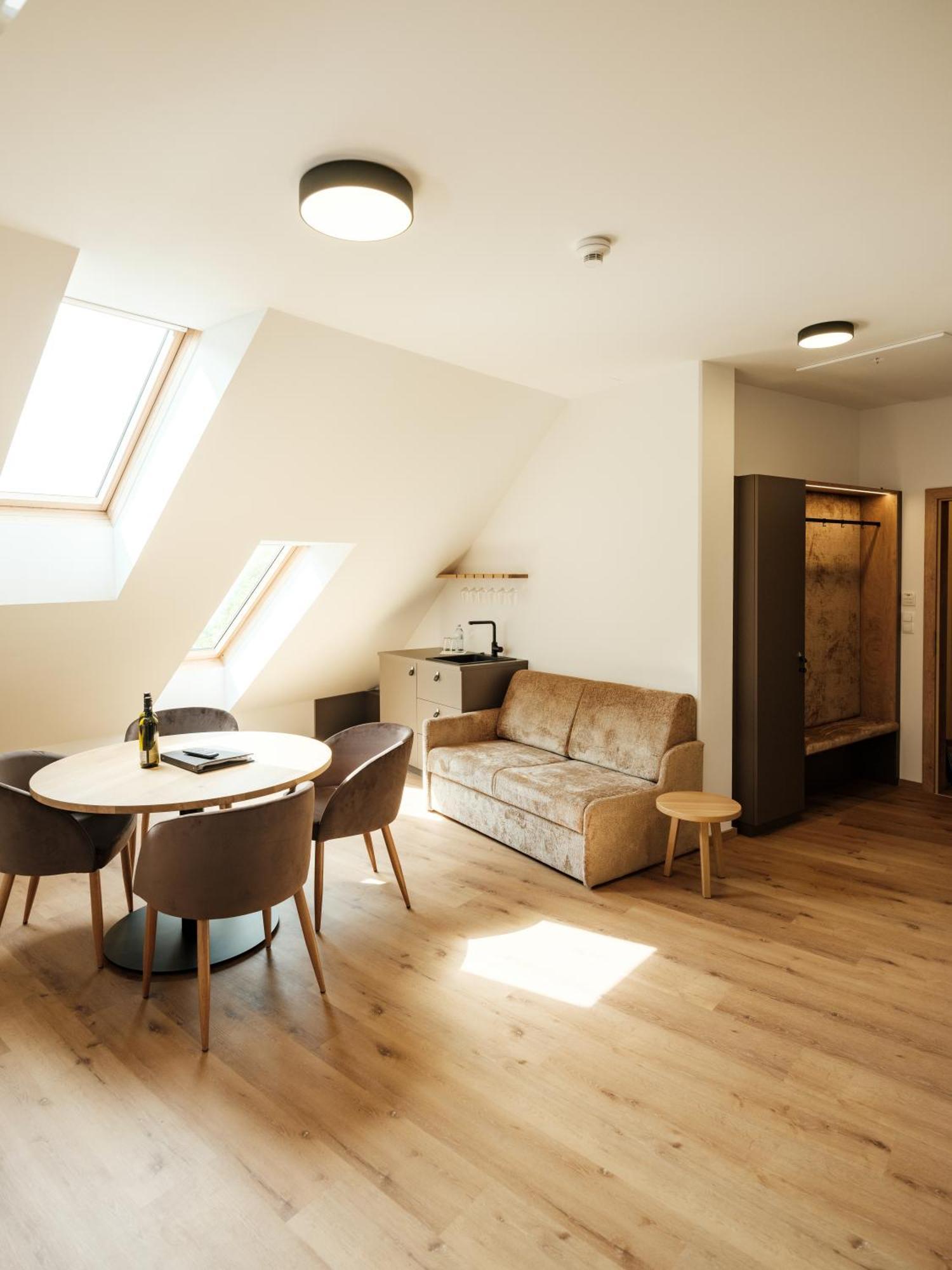 Standard Suite