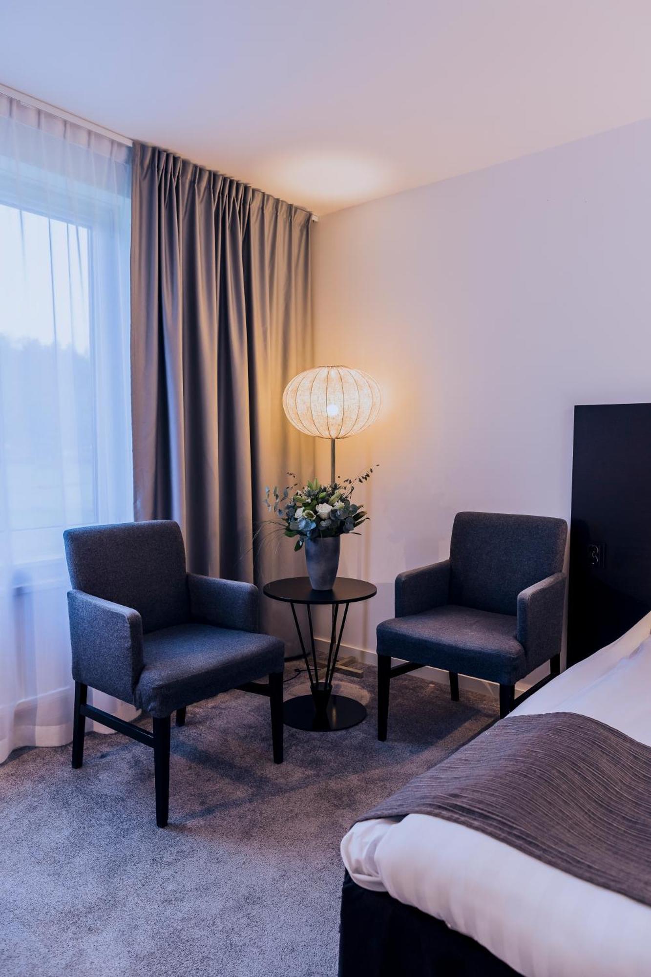 Double or Twin Room Extra Bed