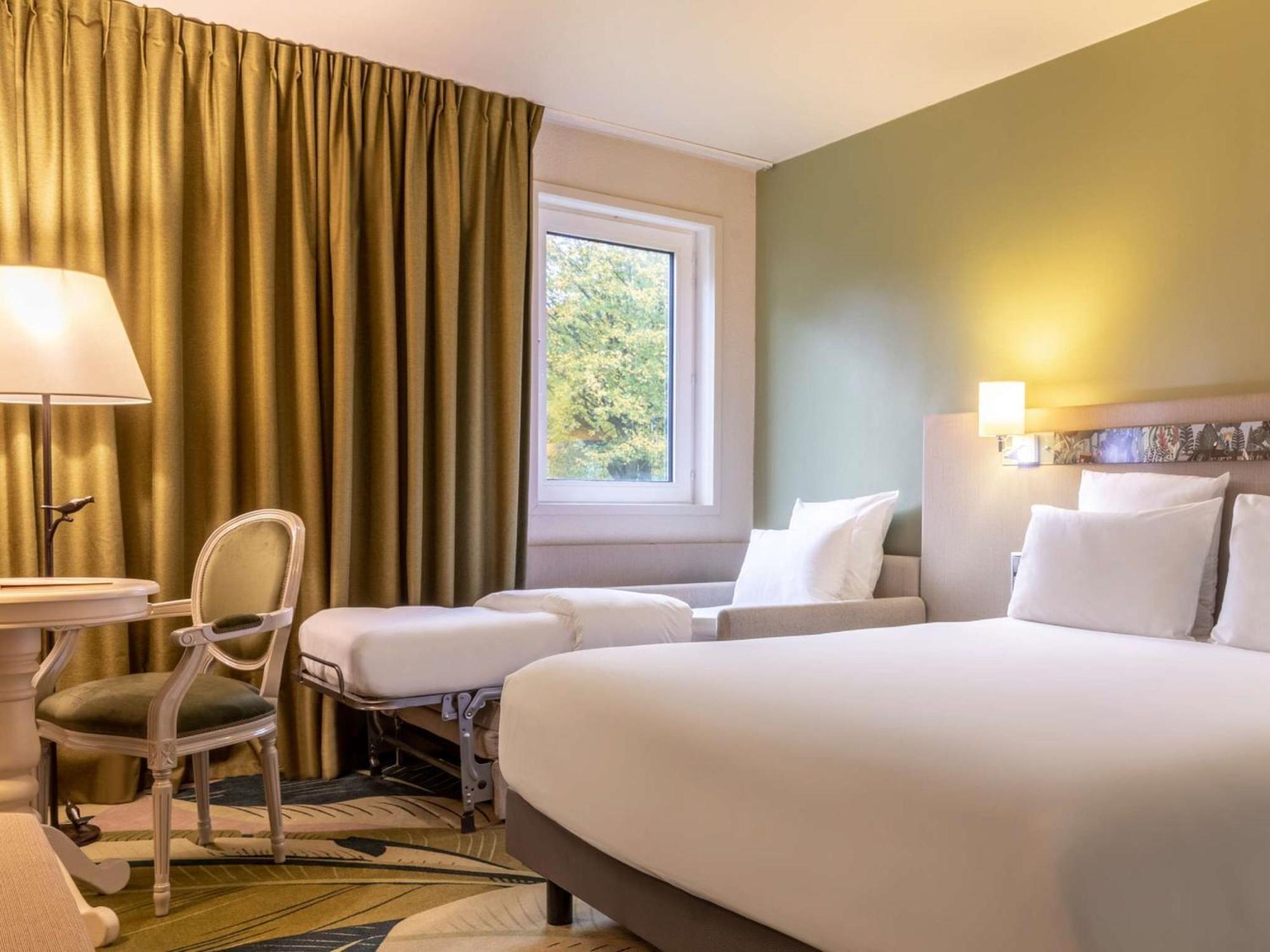 Chambre Classique avec 1 Lit Double et 1 Canapé-Lit