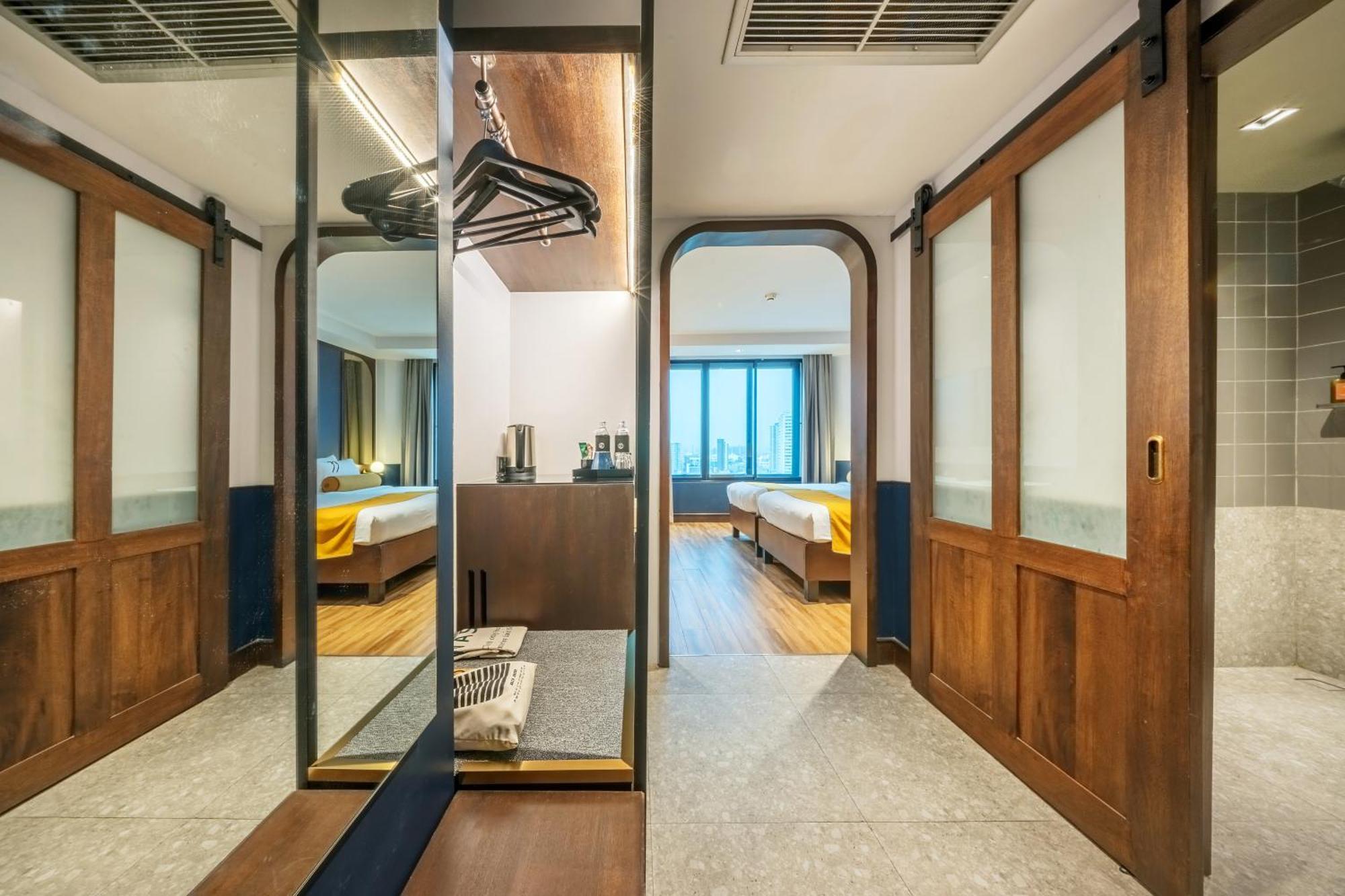 Superior Twin Room
