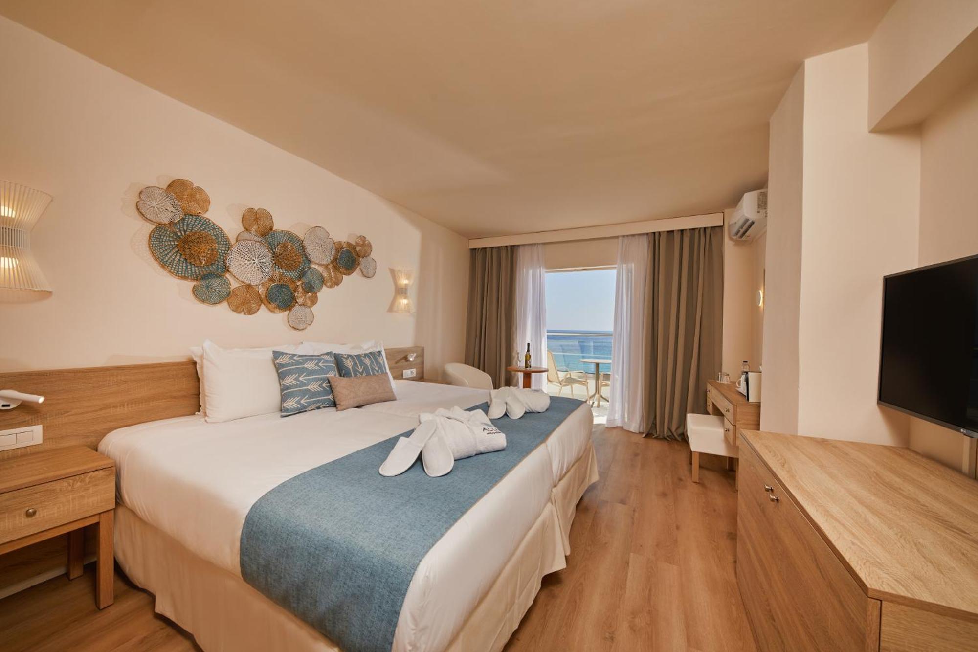 My Favorite Club Junior Suite Front Sea View x,1661647803:JPEG