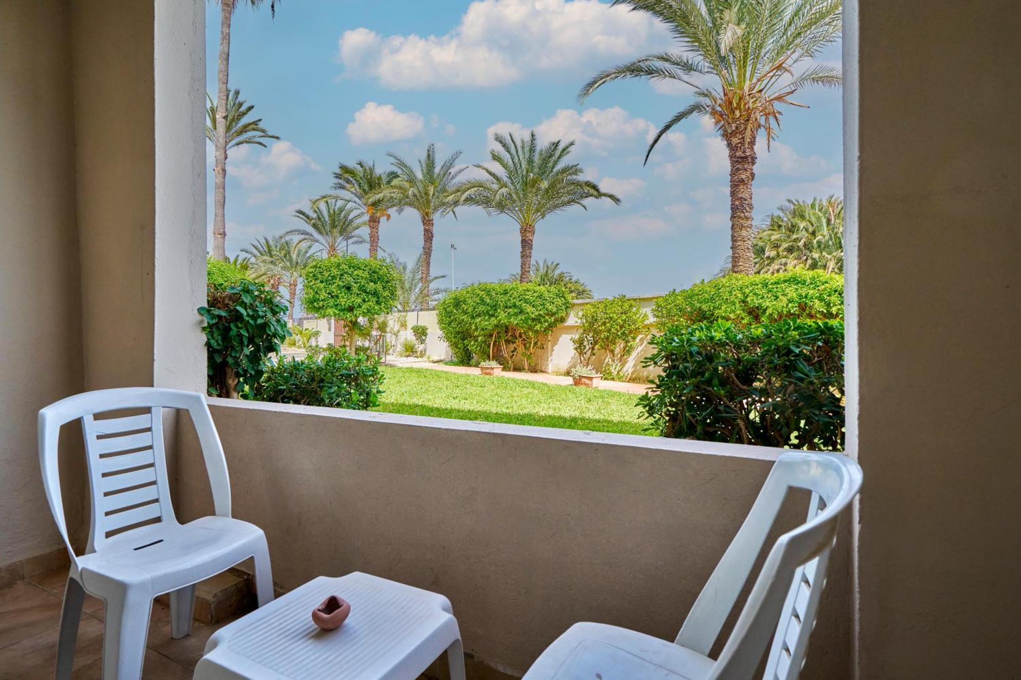 Triple Room with Pool View