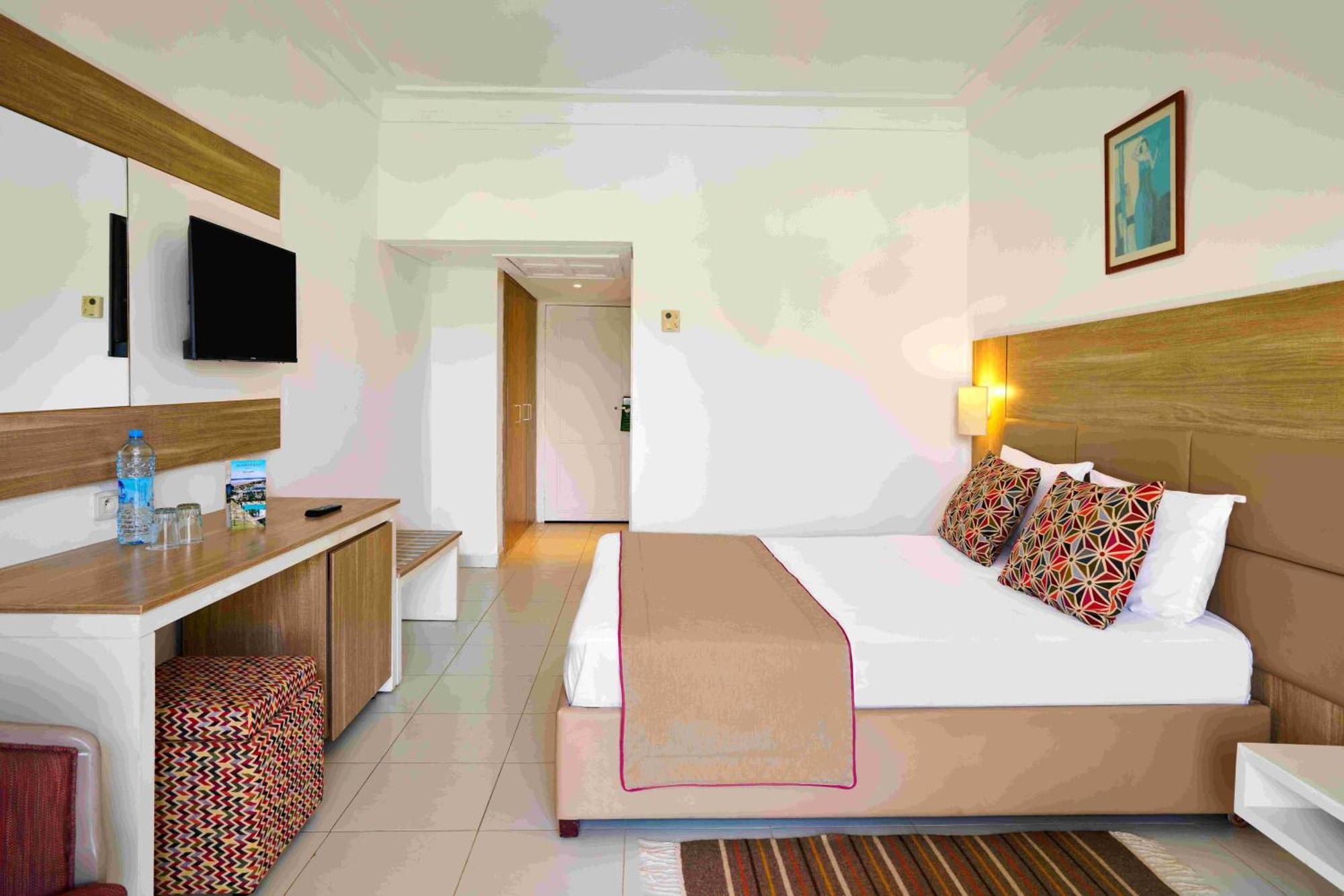 Double Room with Pool View