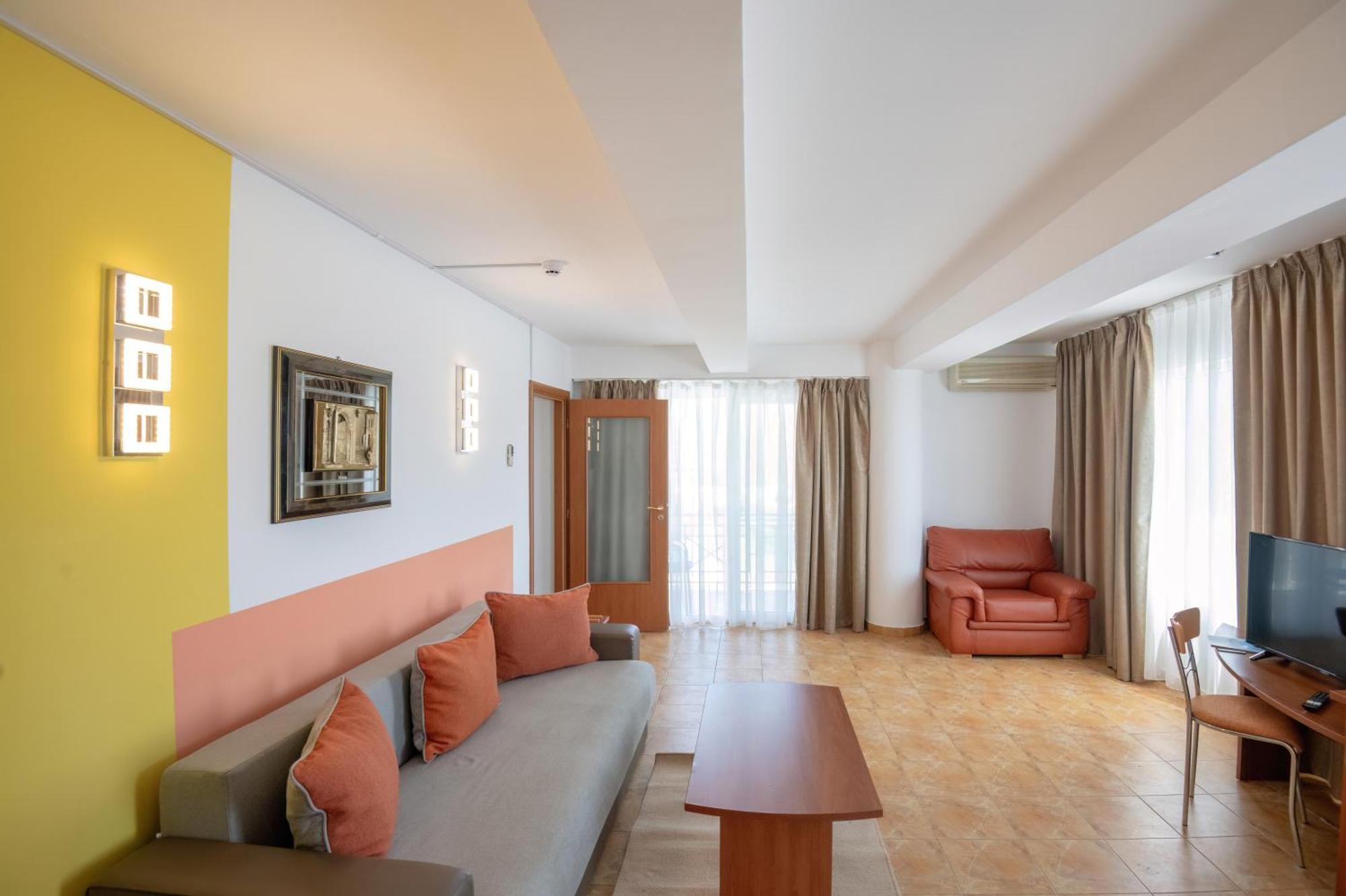 Superior Apartment