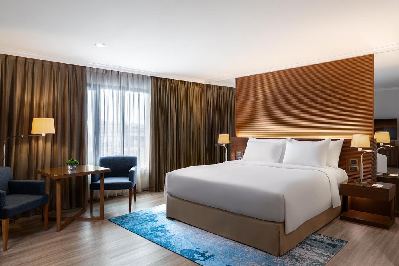 Junior Suite King Exclusive Benefits,1664652064:JPEG