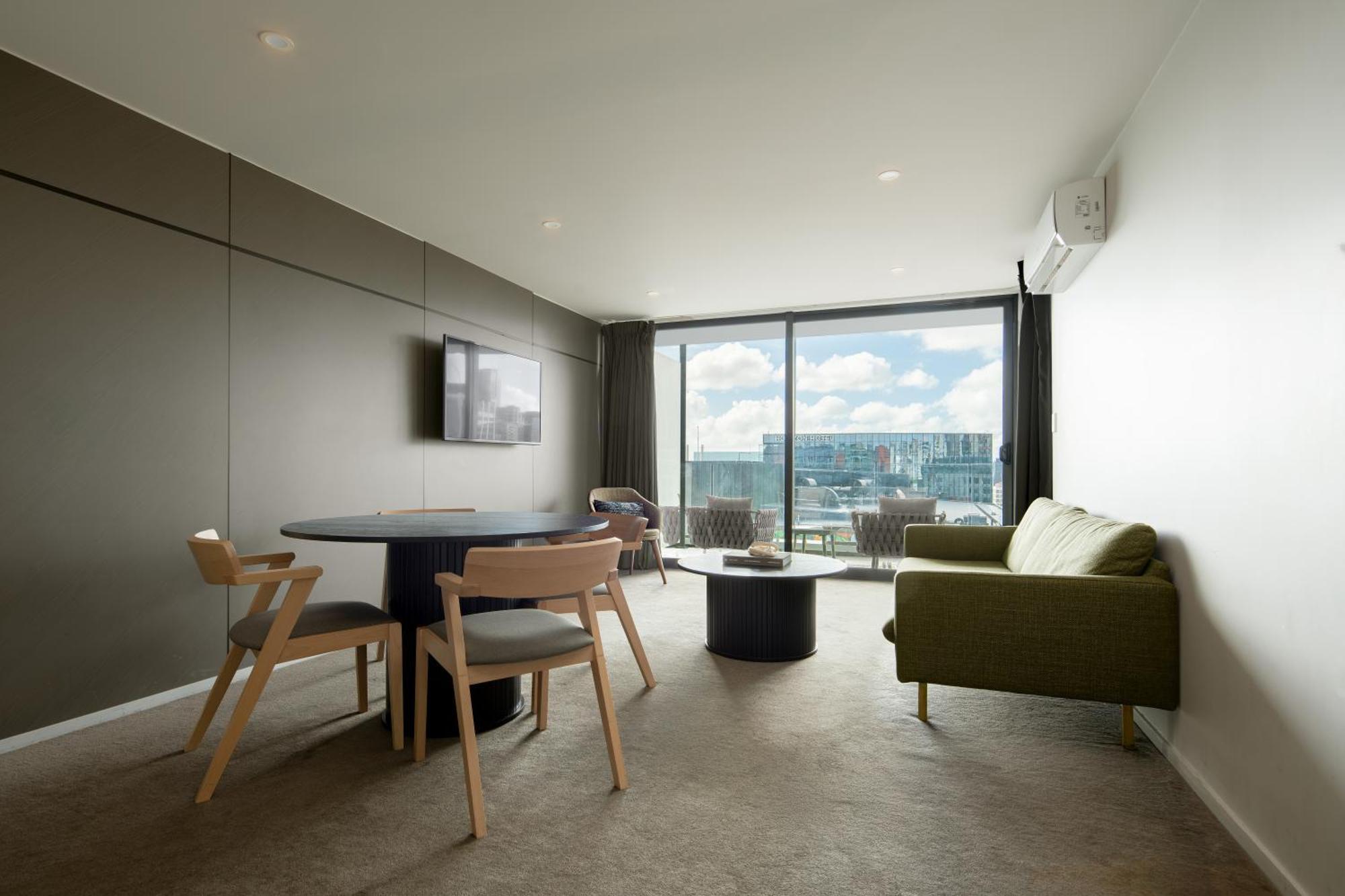 One-Bedroom Executive Suite
