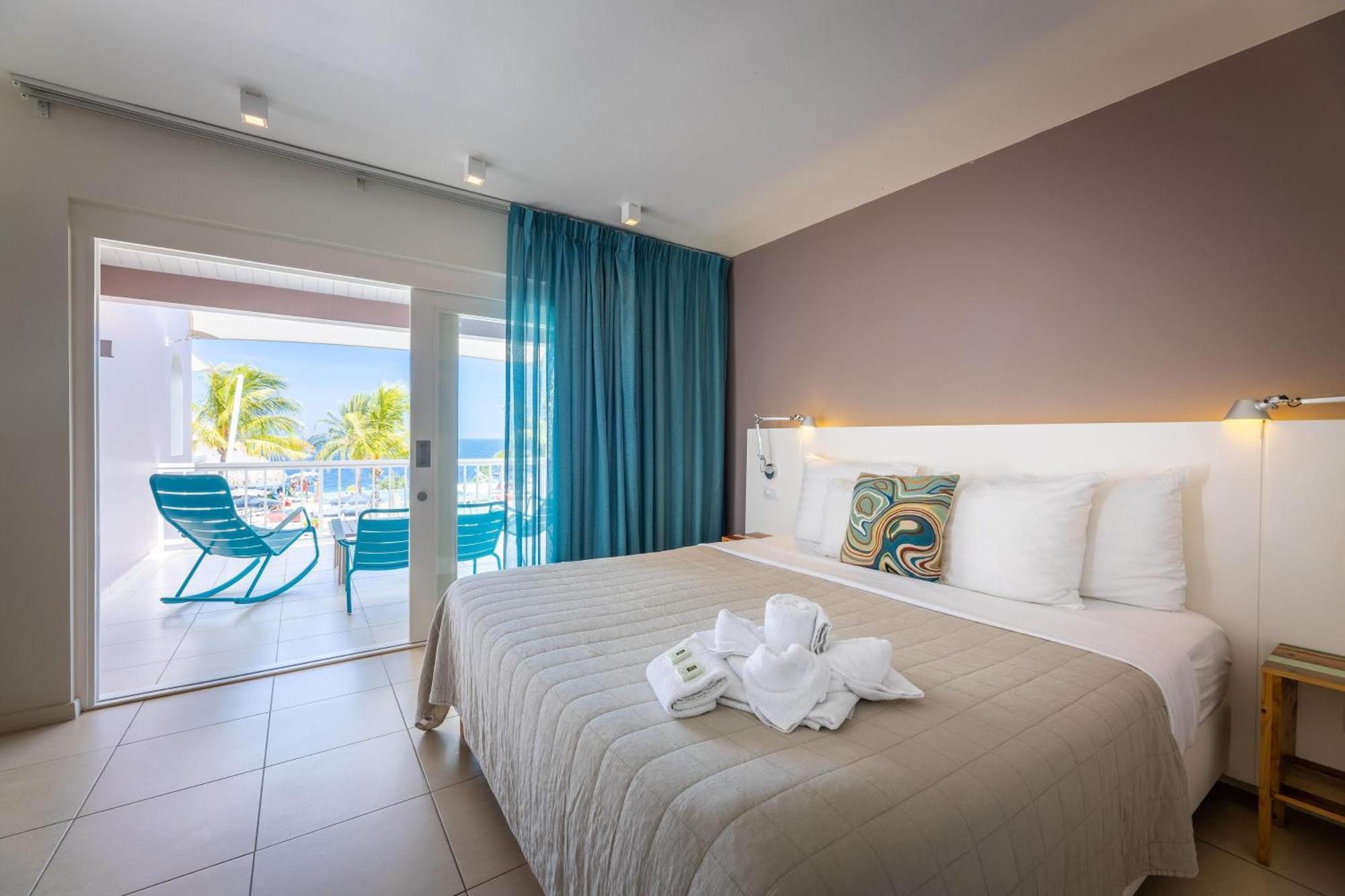 Deluxe Suite mit seitlichem Meerblick