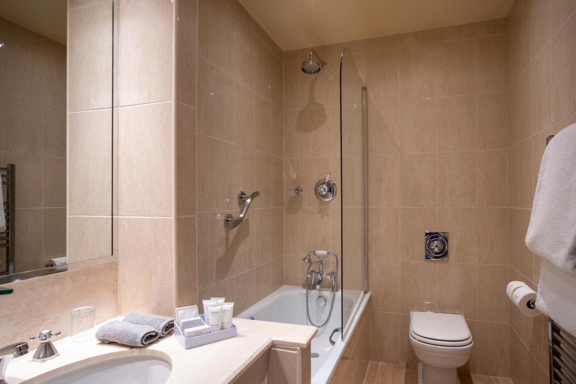 Superior King Suite