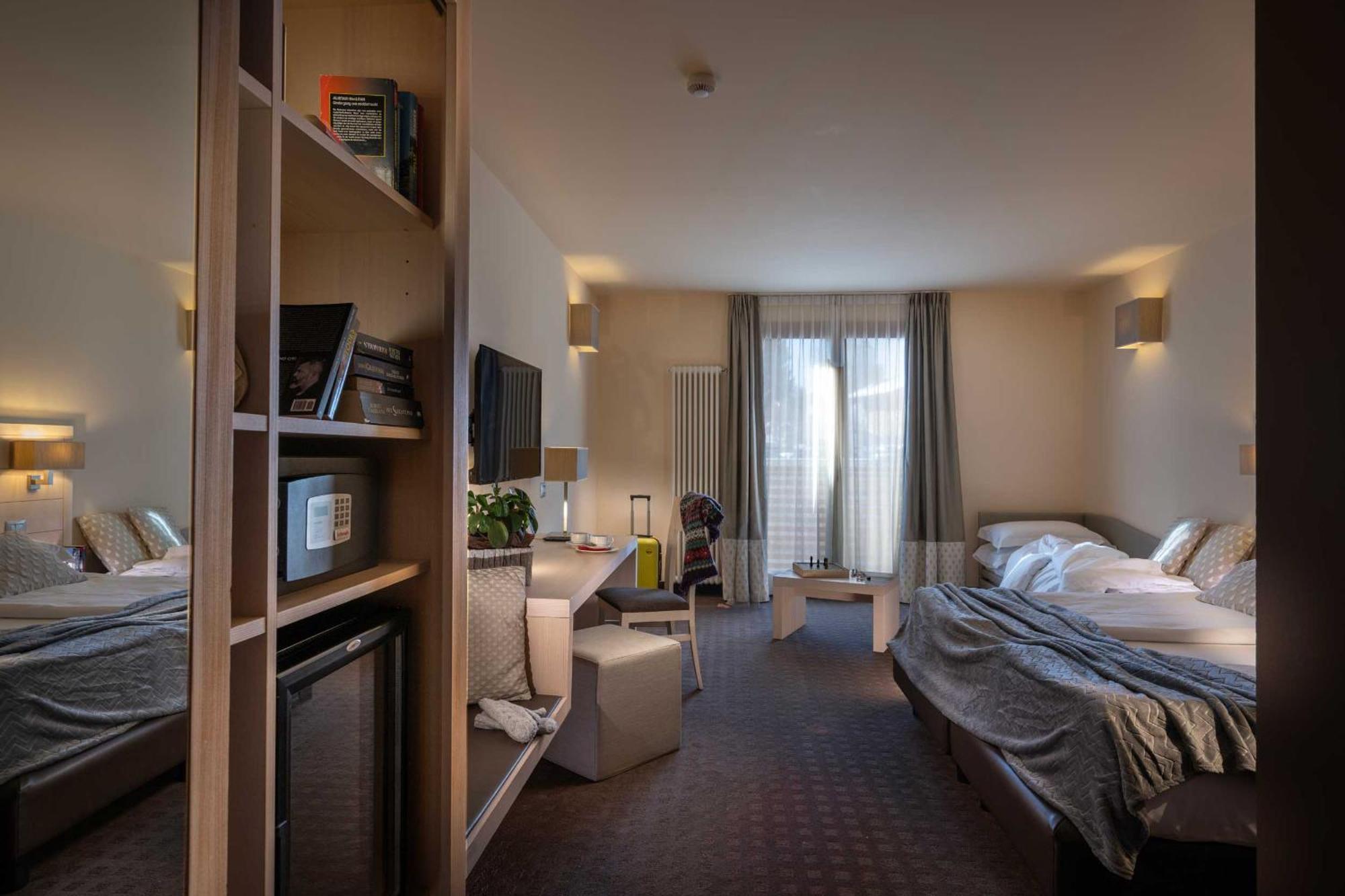 Triple Room,1665407277:JPEG